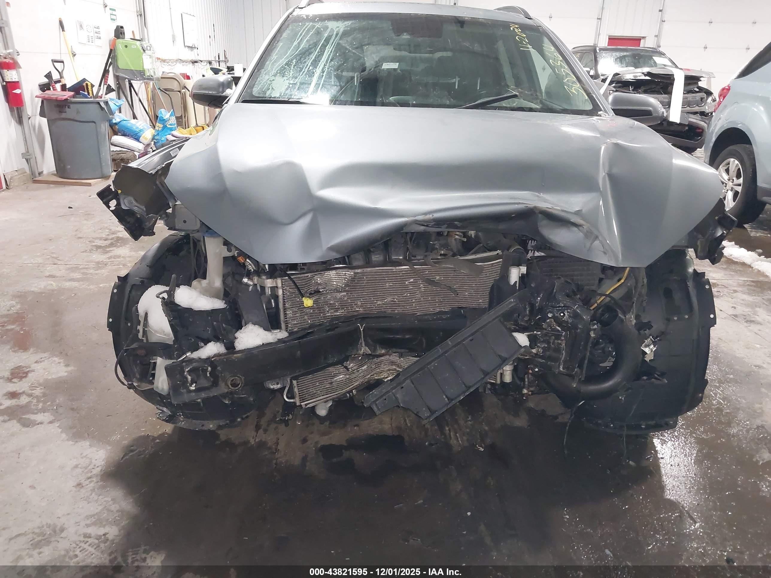 HYUNDAI KONA image 6