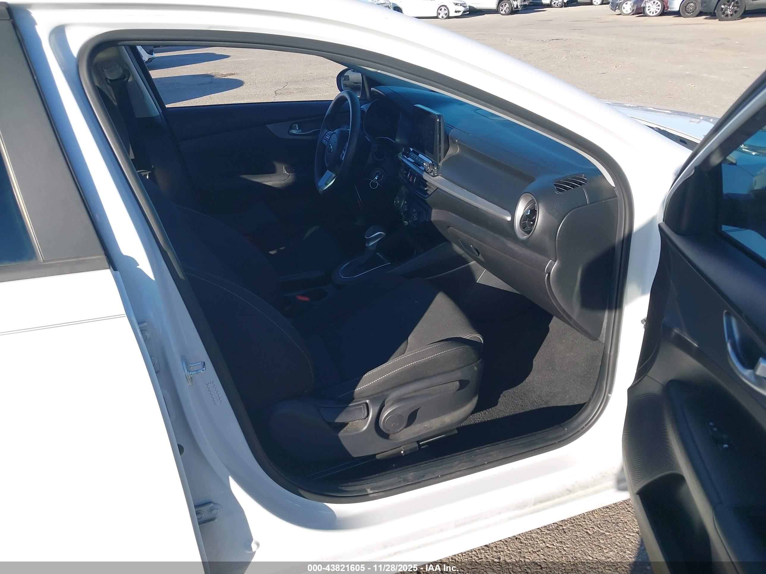 KIA FORTE image 5