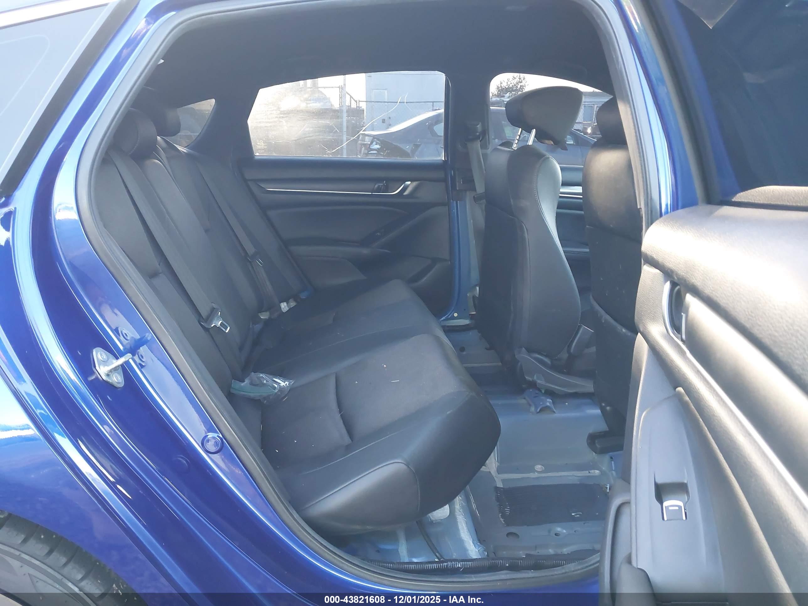 HONDA ACCORD image 8
