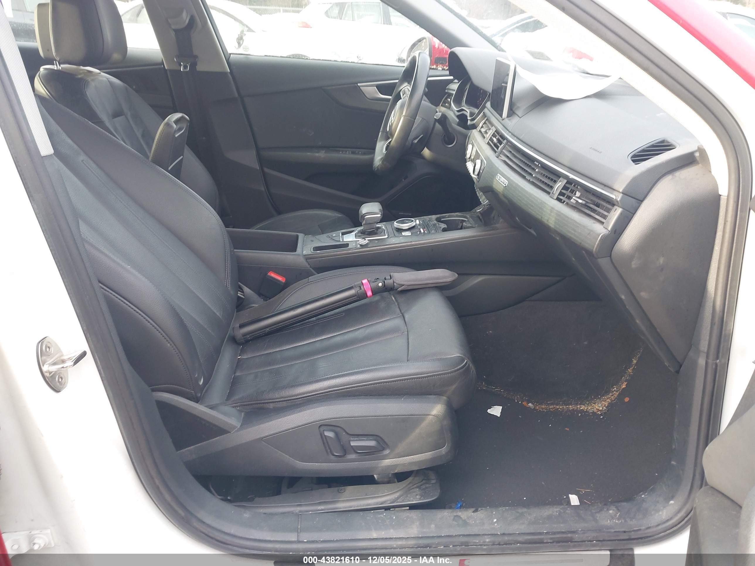 AUDI A4 image 5