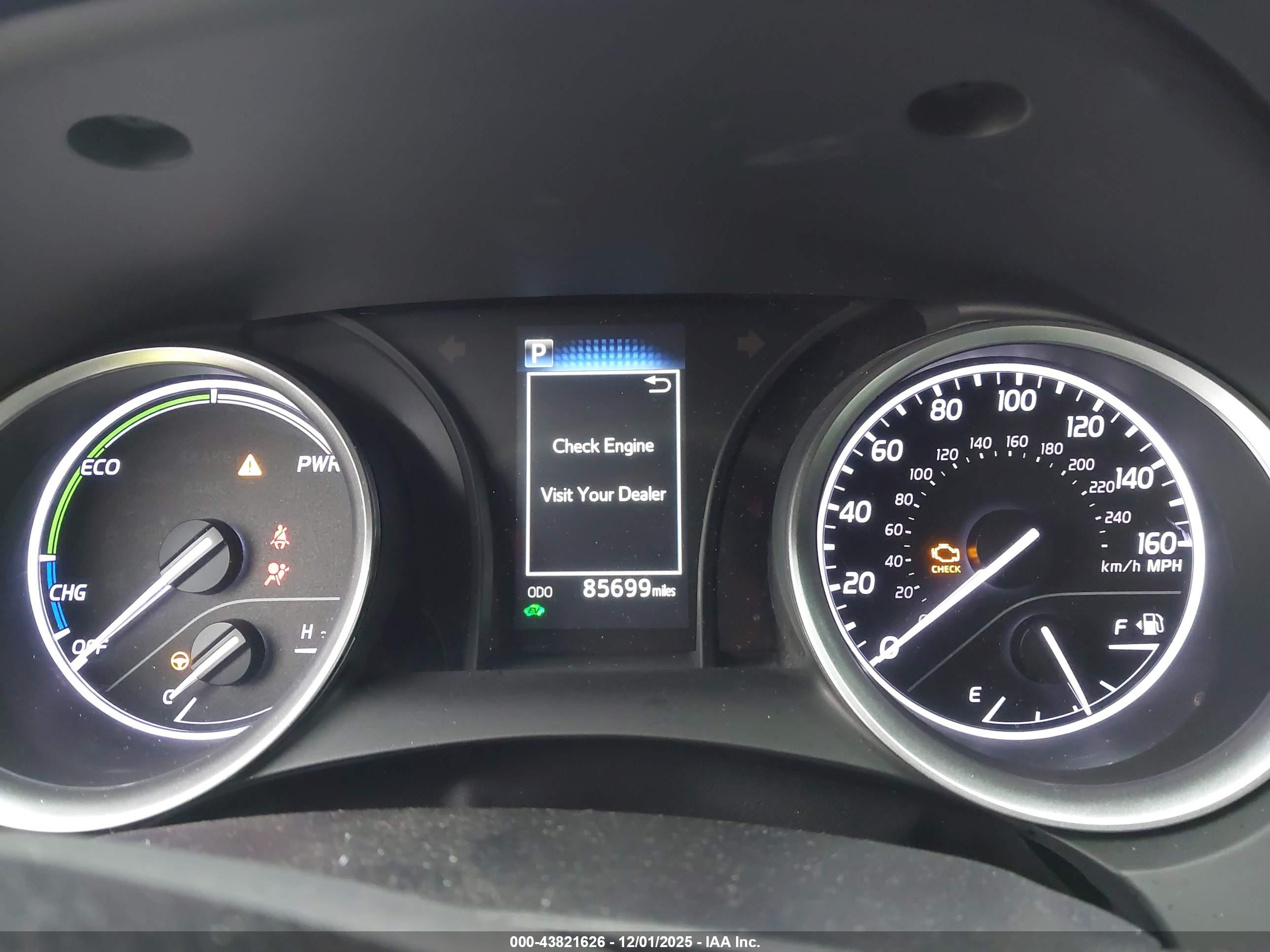 TOYOTA CAMRY image 7