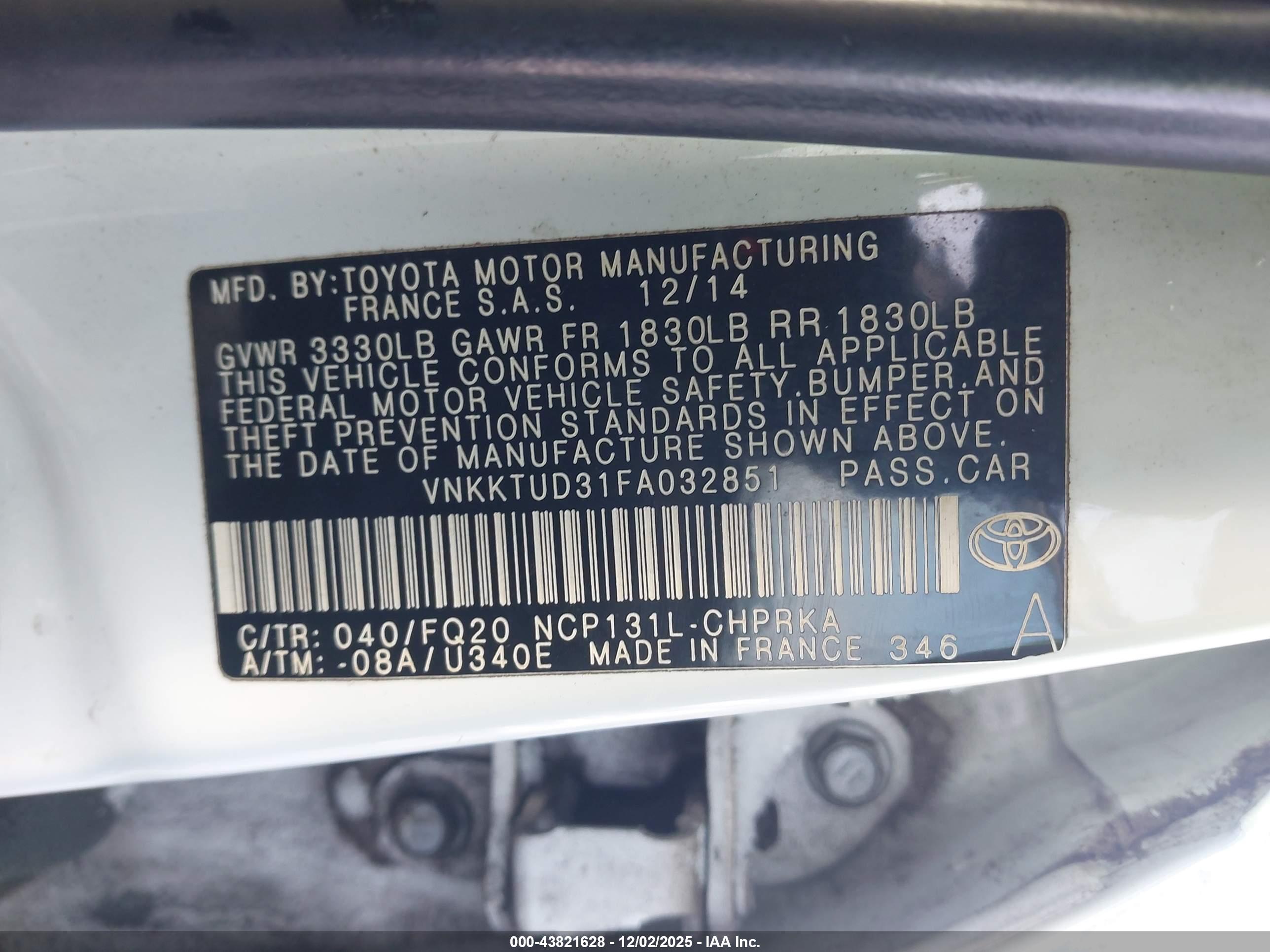 TOYOTA YARIS image 9