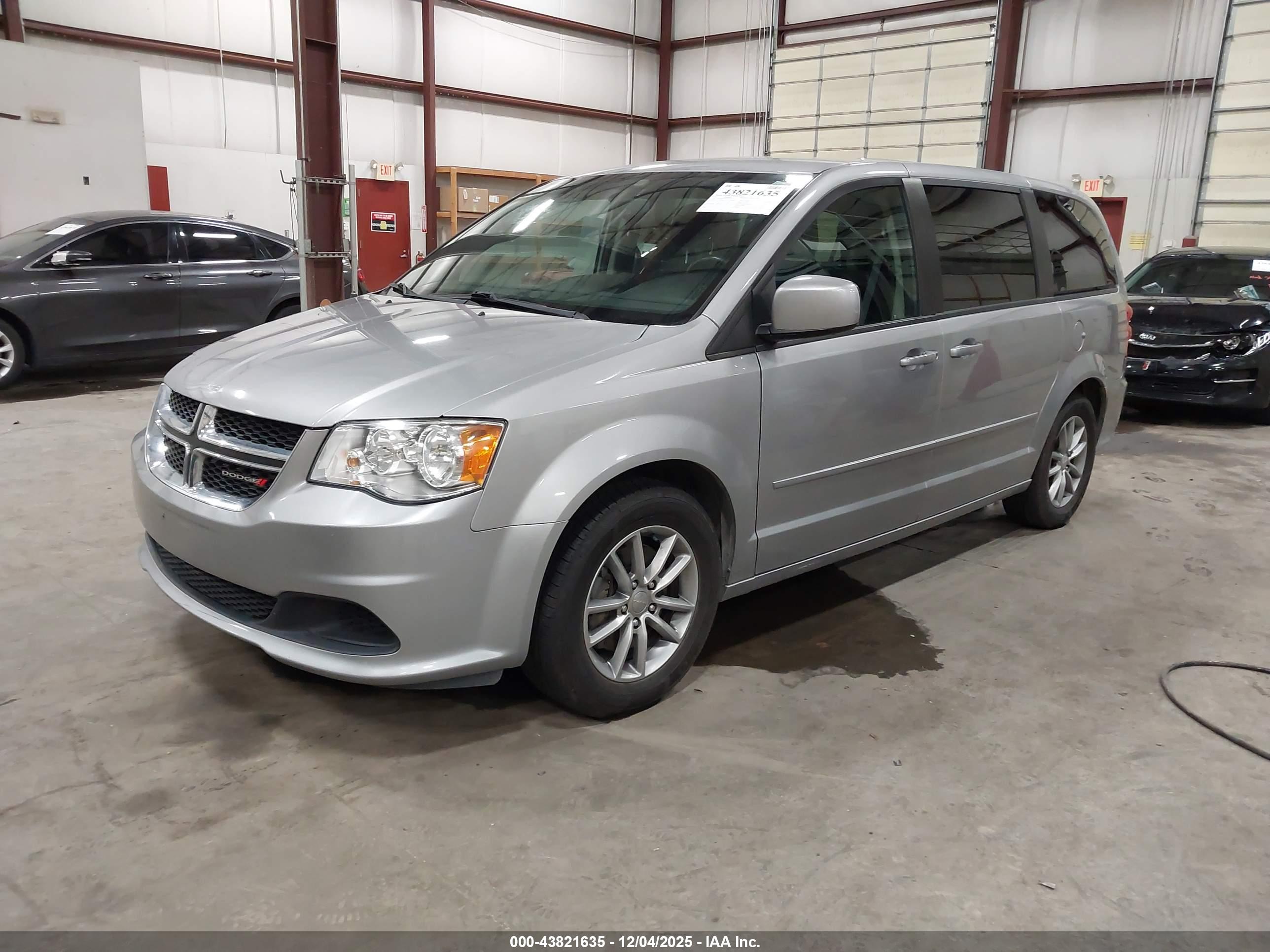 DODGE GRAND image 2