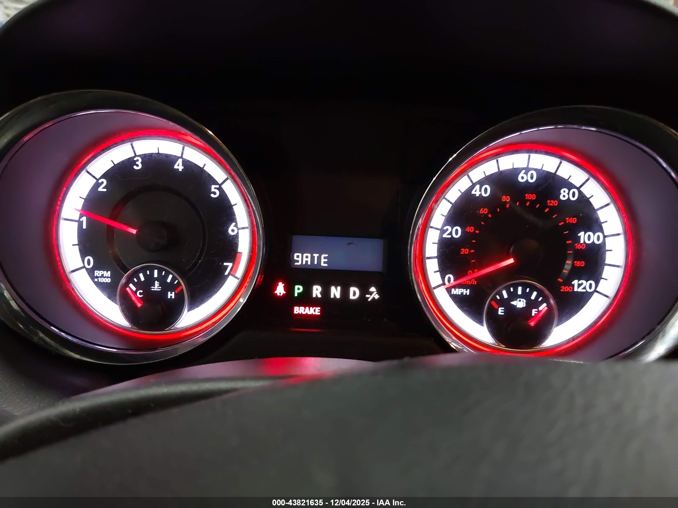 DODGE GRAND image 7