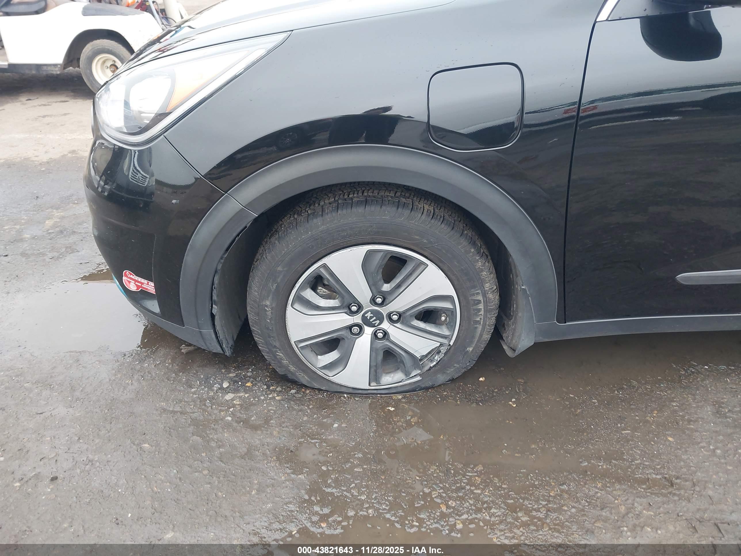 KIA NIRO image 6