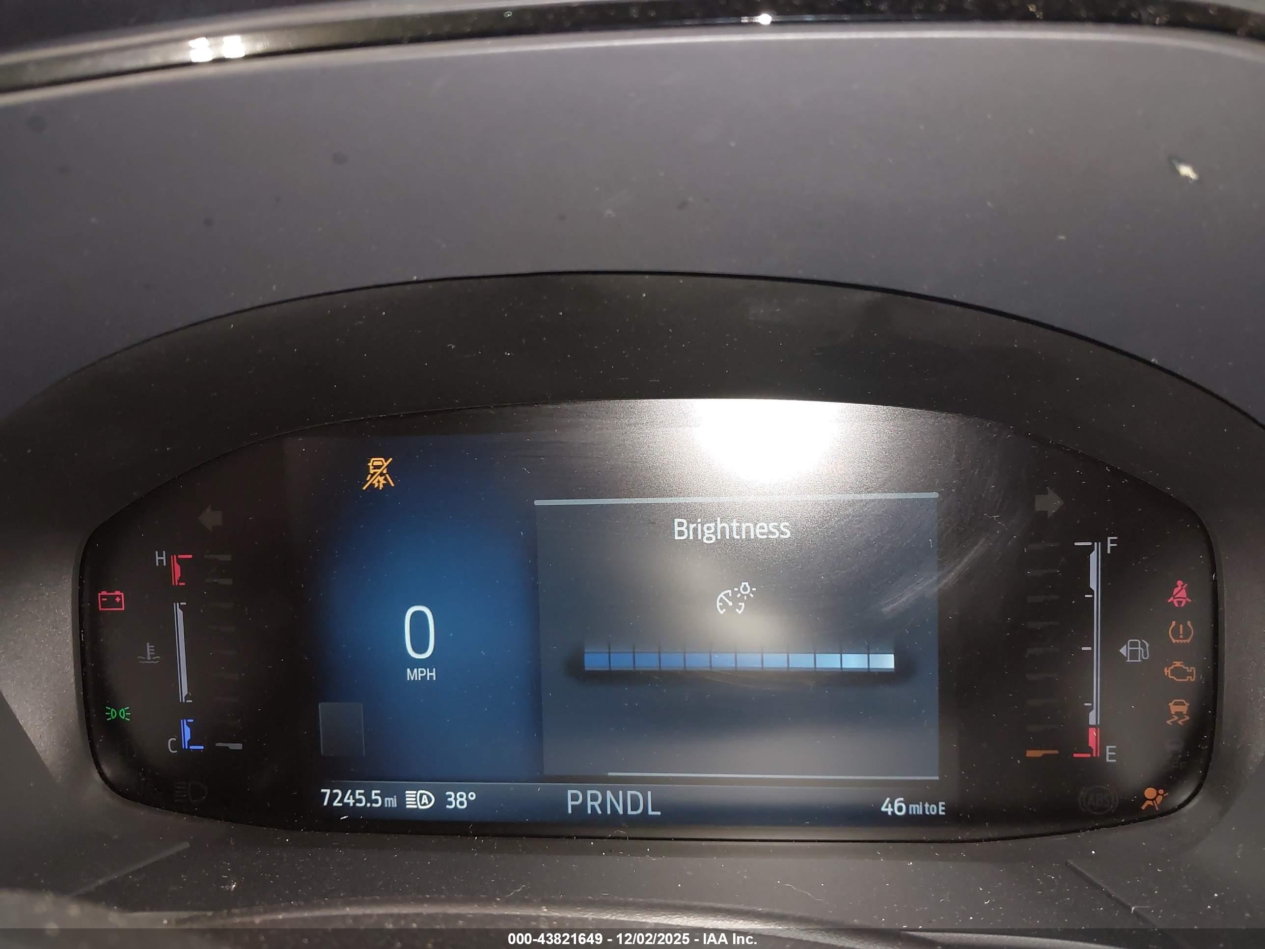 FORD ESCAPE image 7