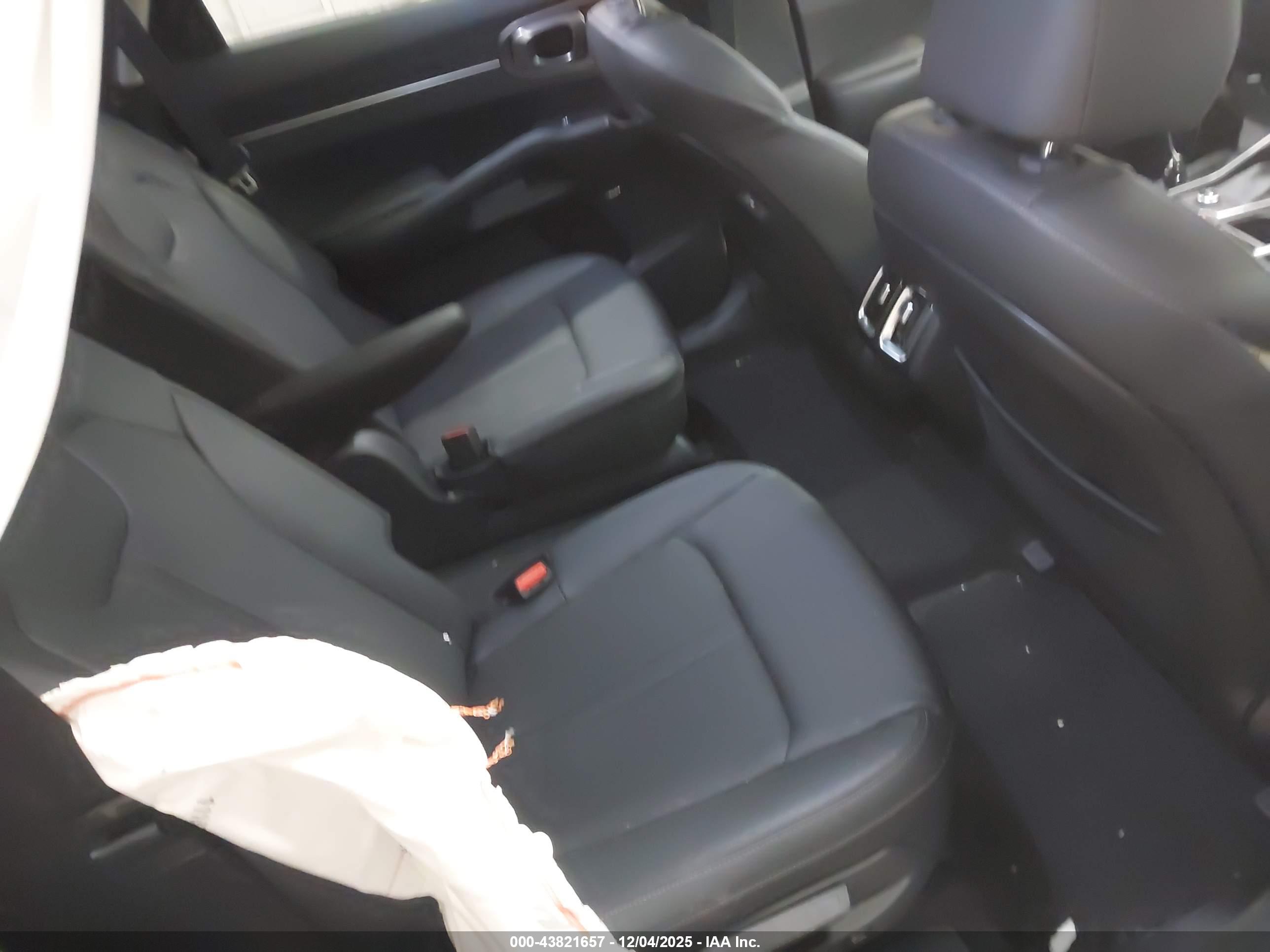 KIA SORENTO image 8