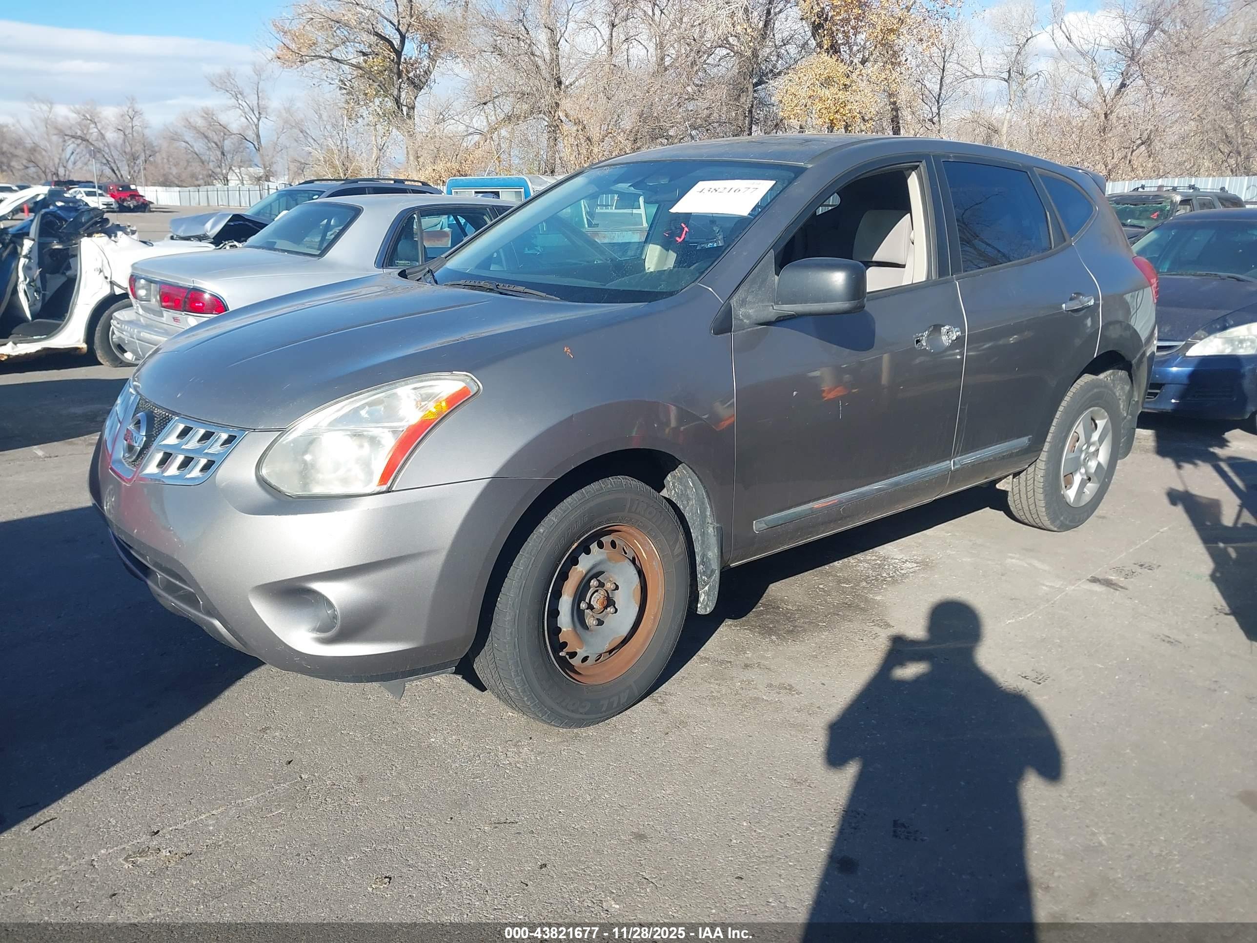 NISSAN ROGUE image 2