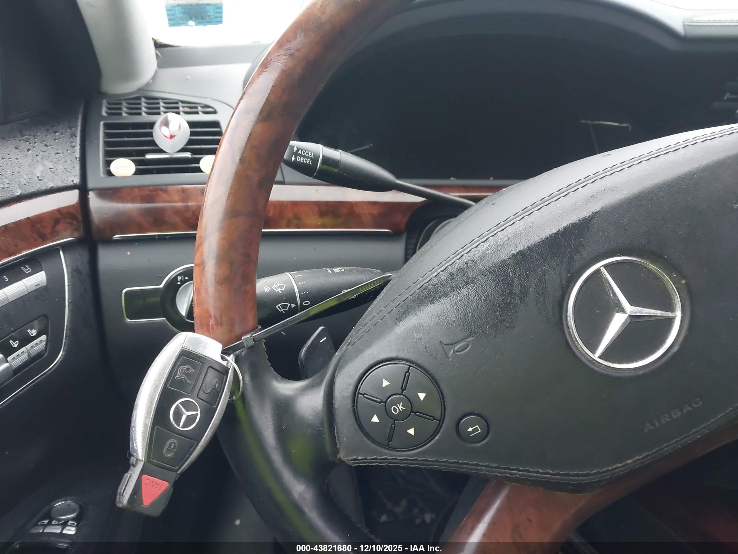 MERCEDES-BENZ S image 11