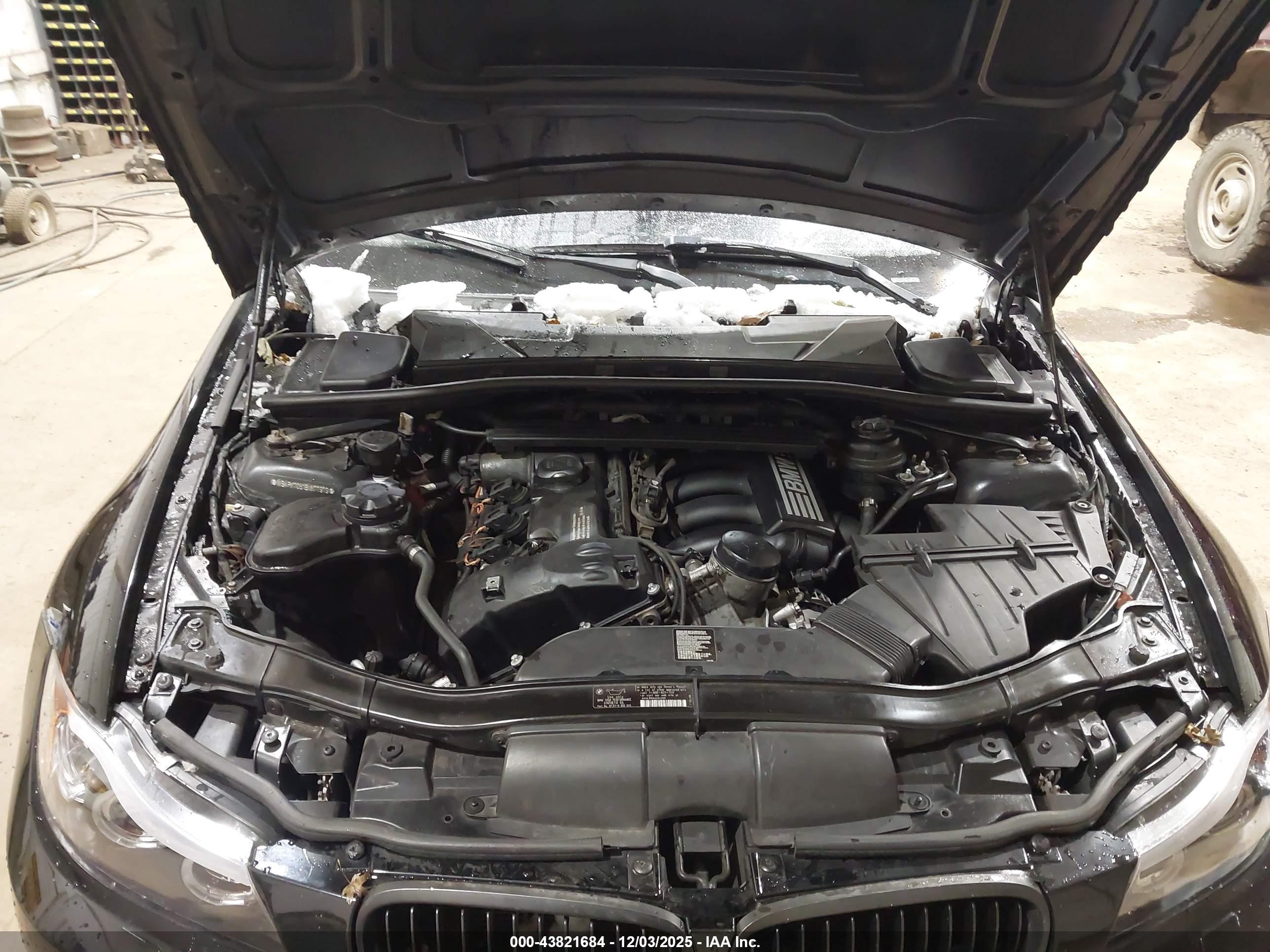 BMW 328I image 10