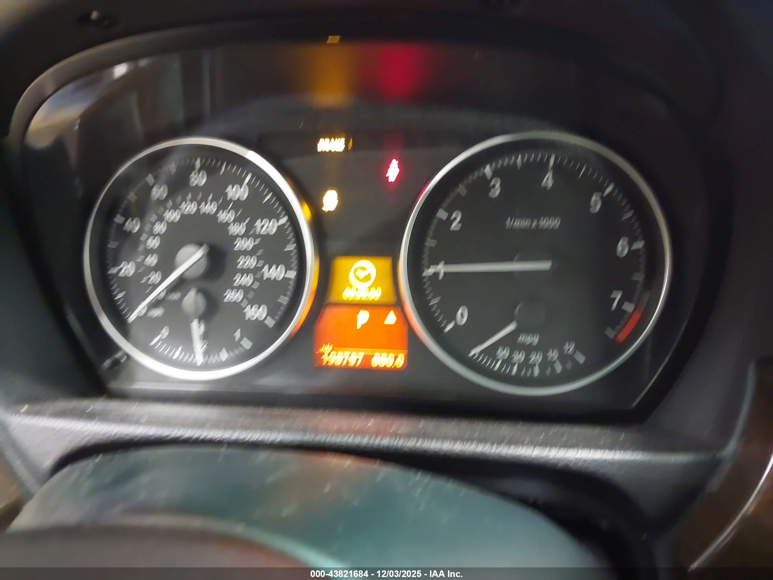 BMW 328I image 7