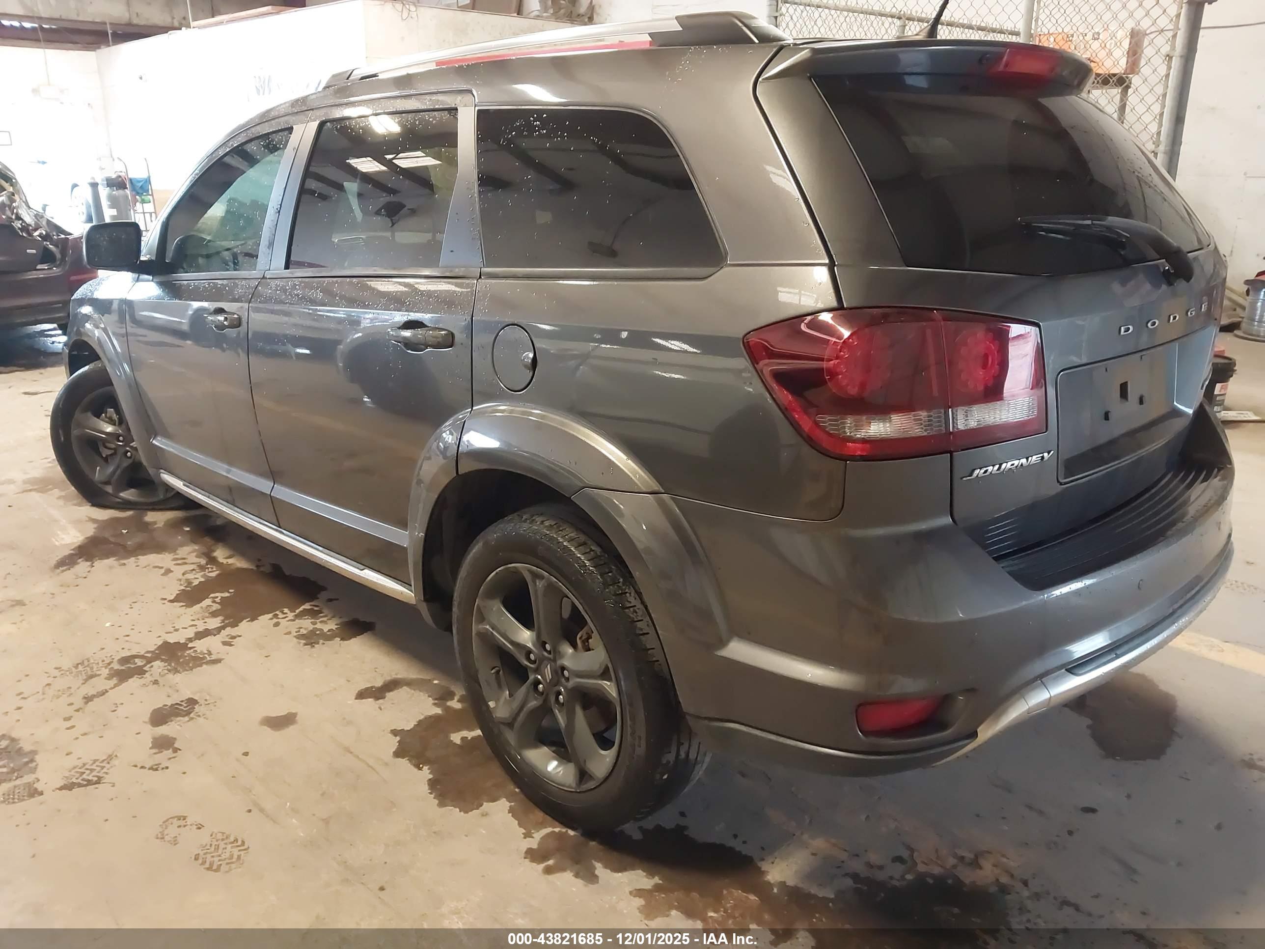 DODGE JOURNEY image 3
