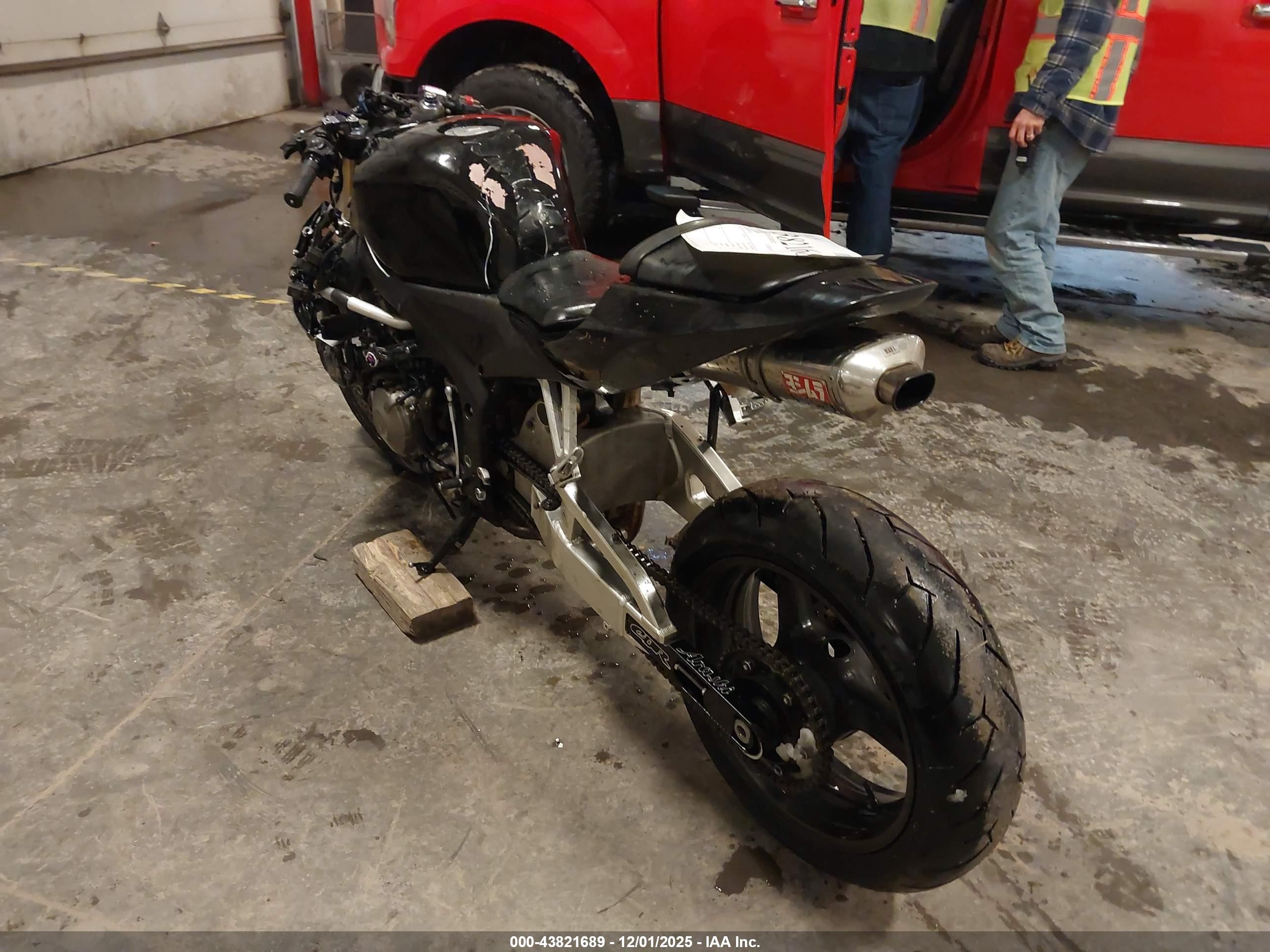 HONDA CBR600 image 3