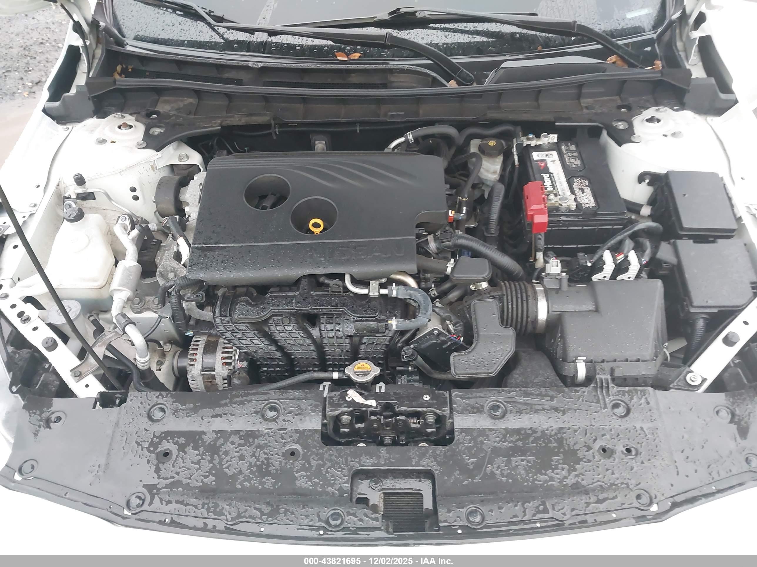 NISSAN ALTIMA image 10