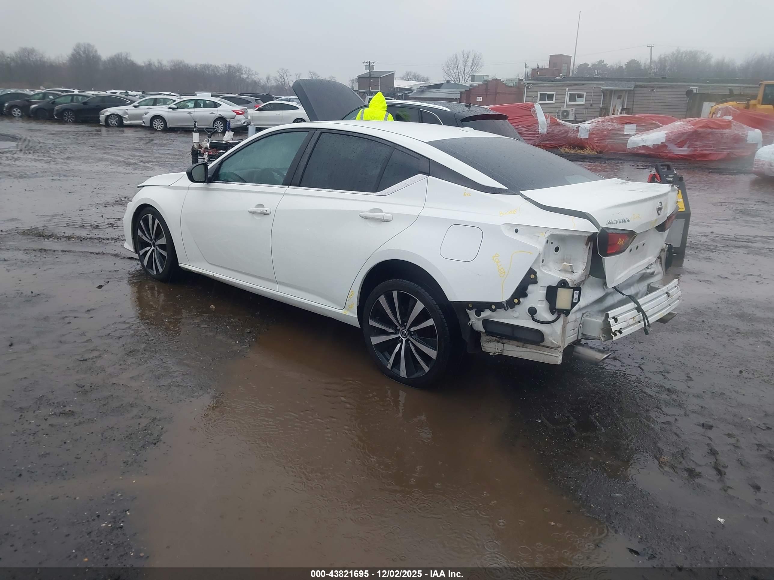 NISSAN ALTIMA image 3