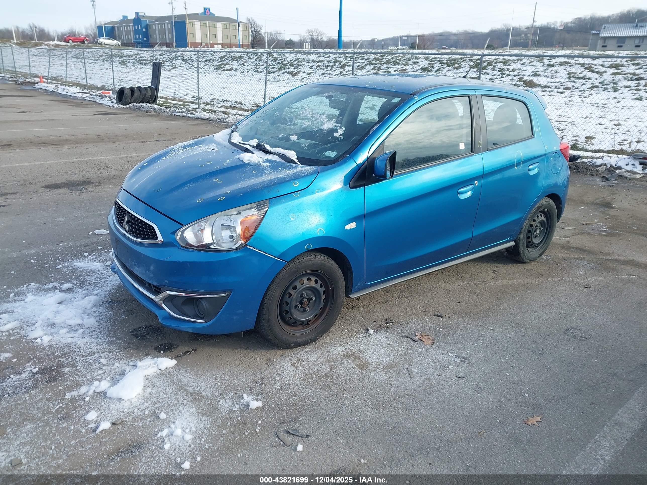 MITSUBISHI MIRAGE image 2