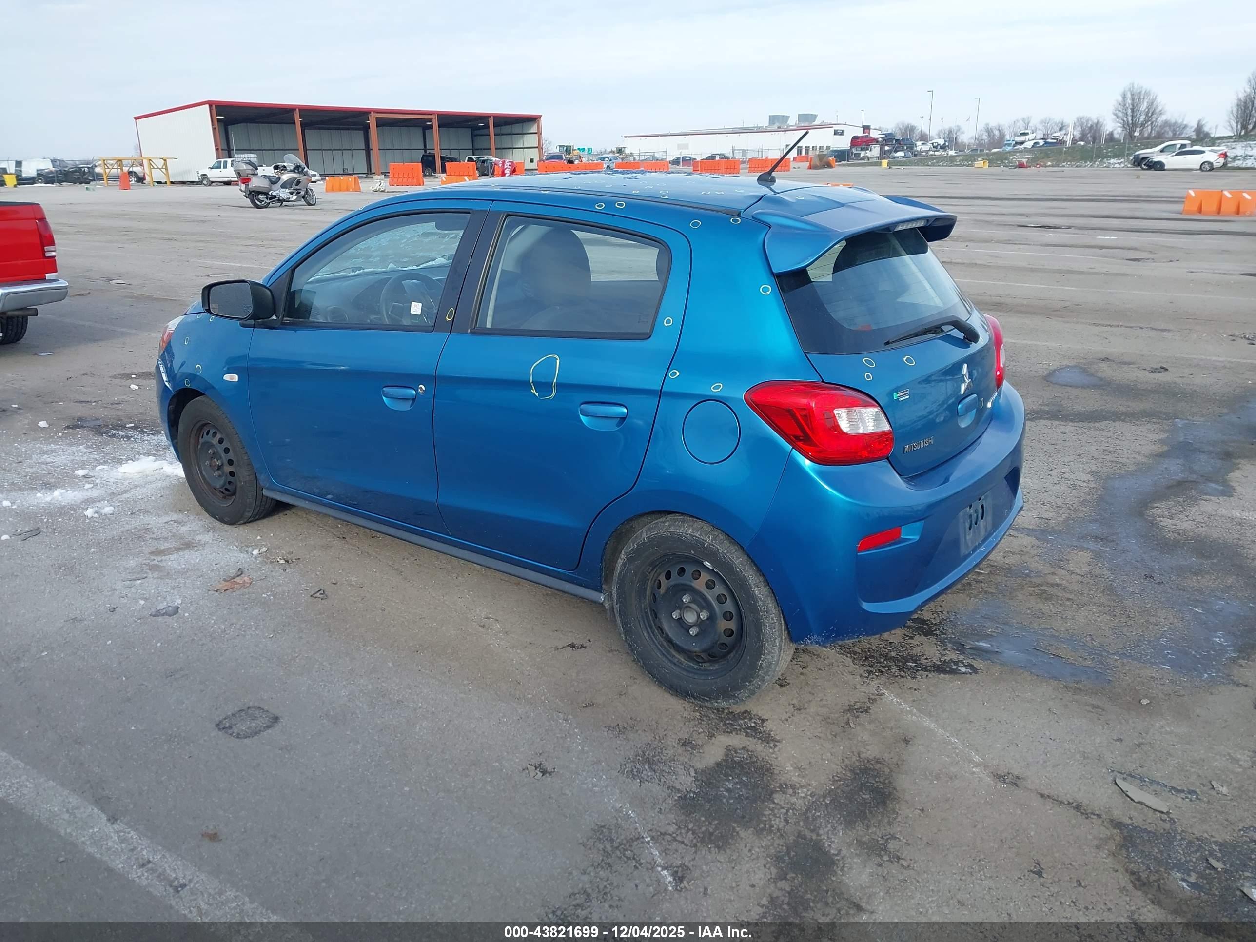 MITSUBISHI MIRAGE image 3