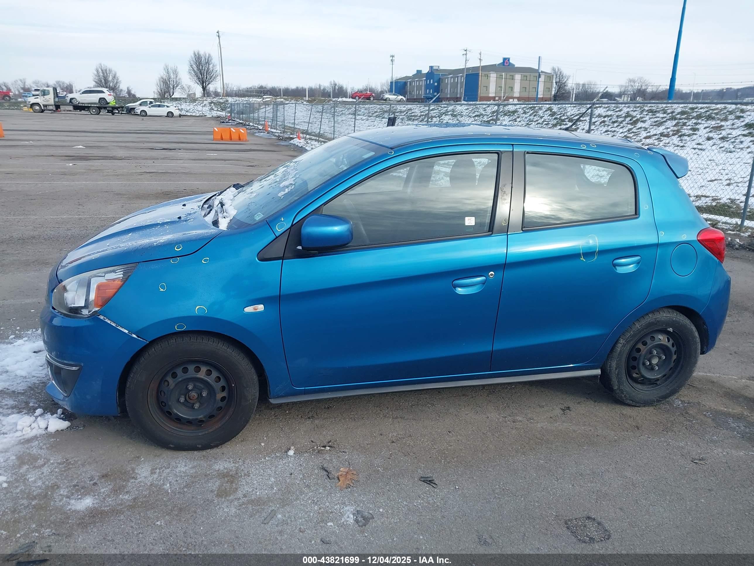 MITSUBISHI MIRAGE image 6