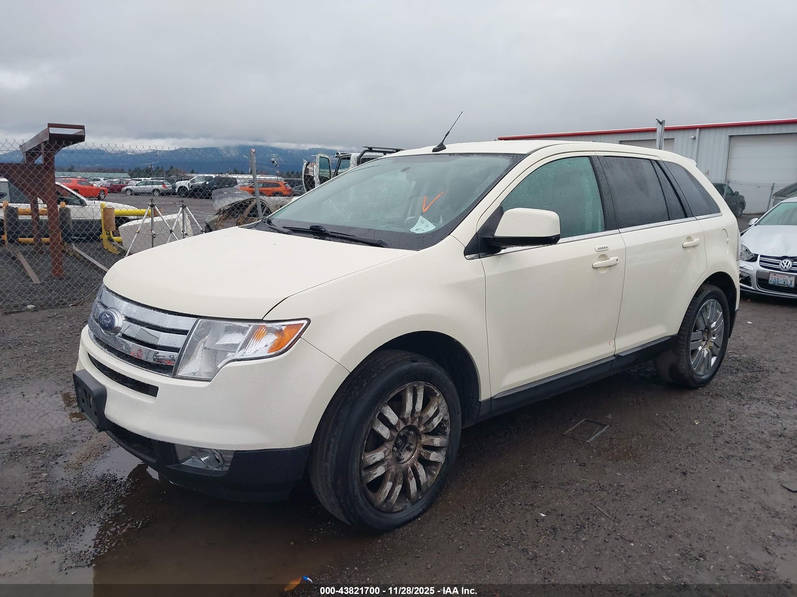 FORD EDGE image 2
