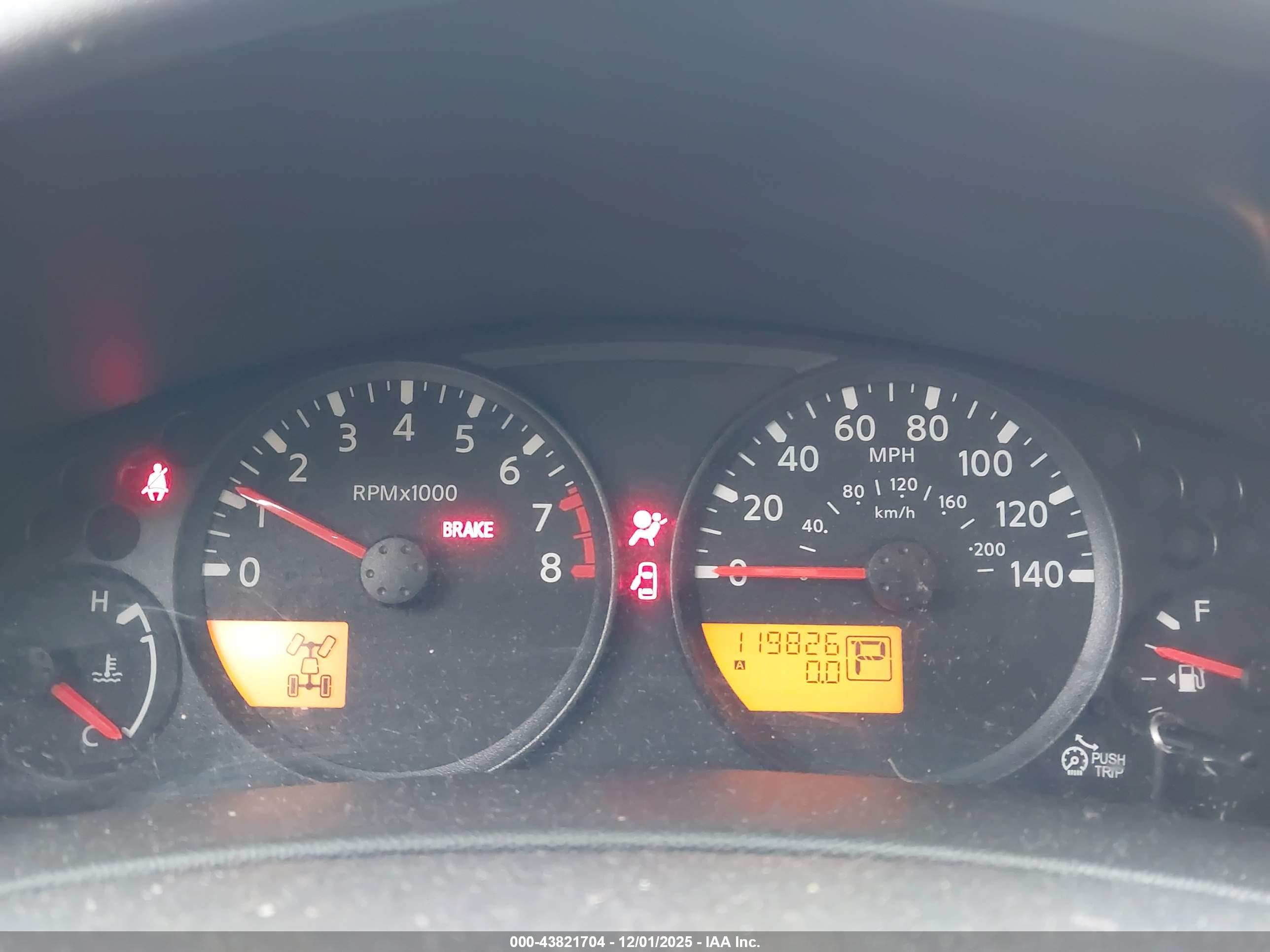 NISSAN FRONTIER image 7