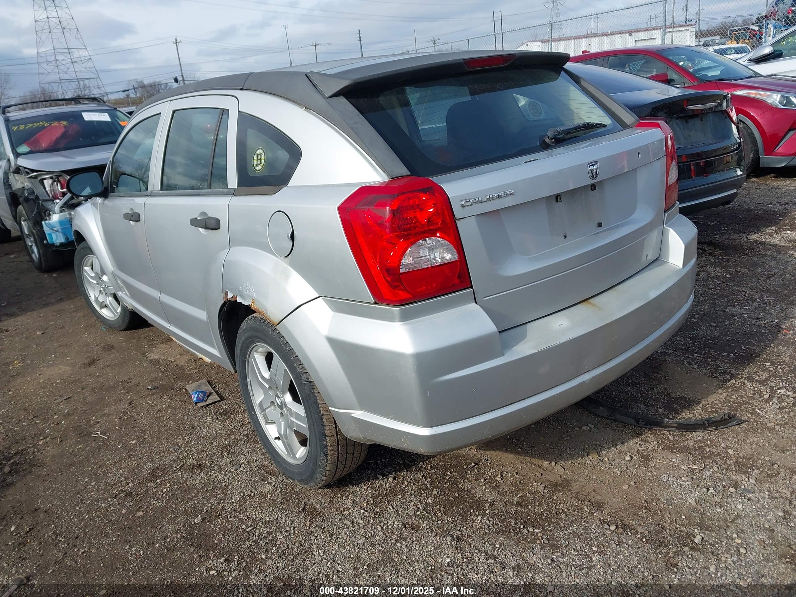 DODGE CALIBER image 3