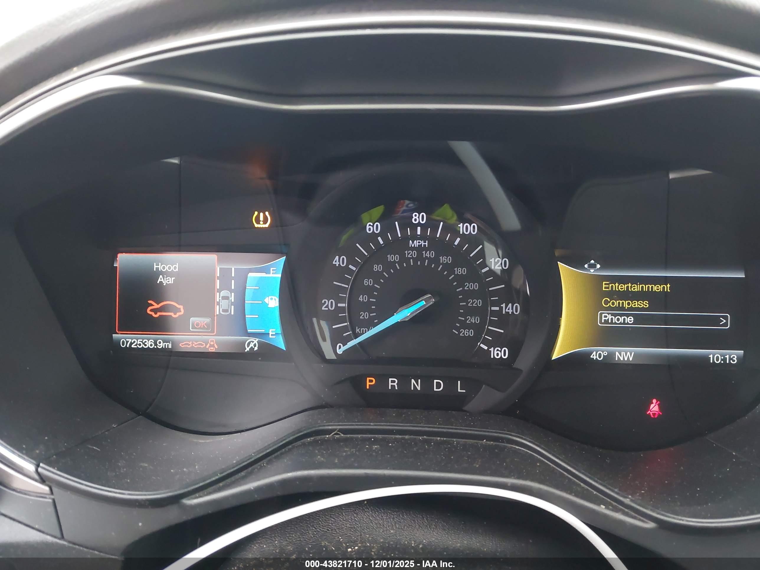 FORD FUSION image 7