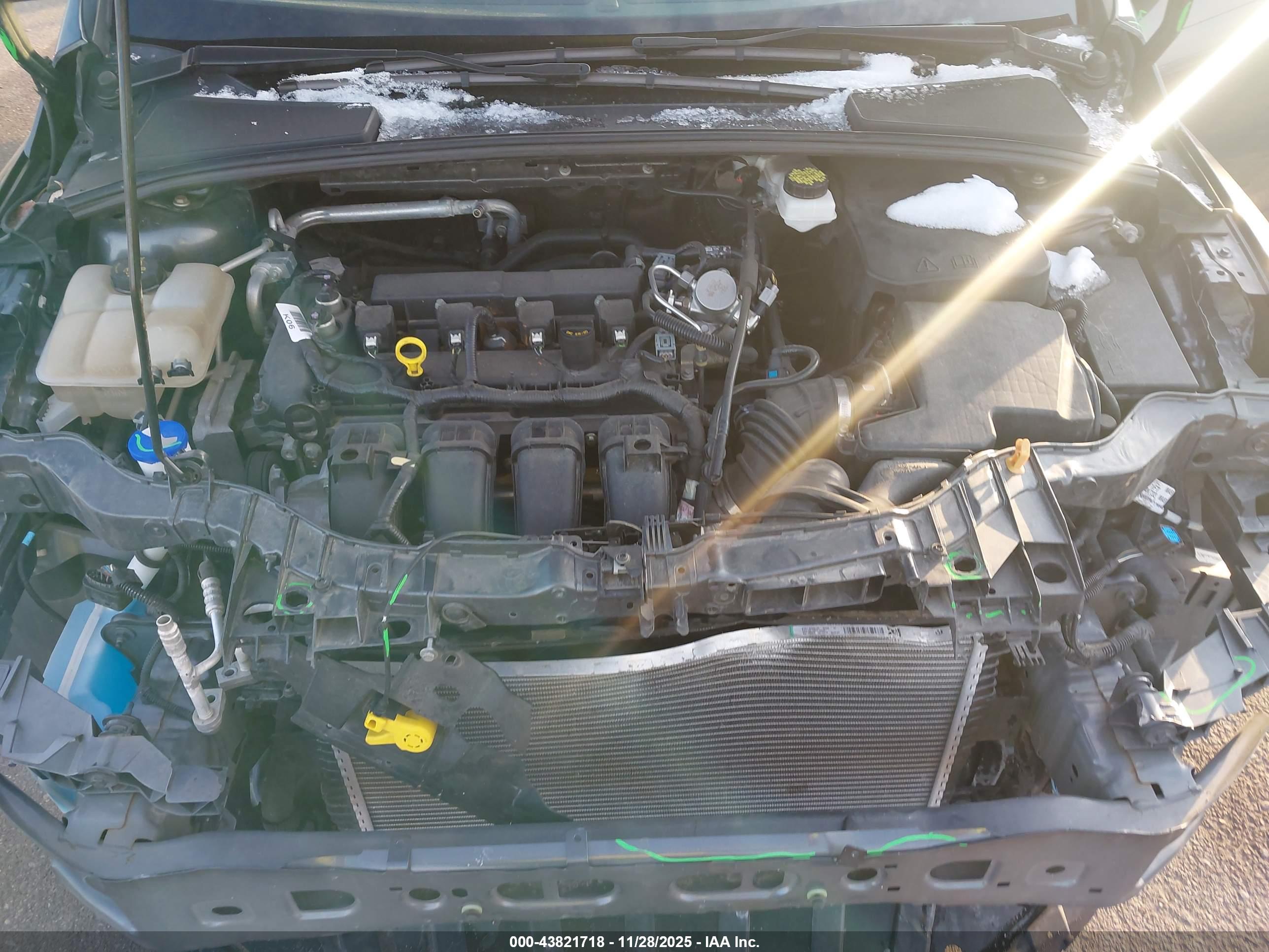 FORD FOCUS image 10