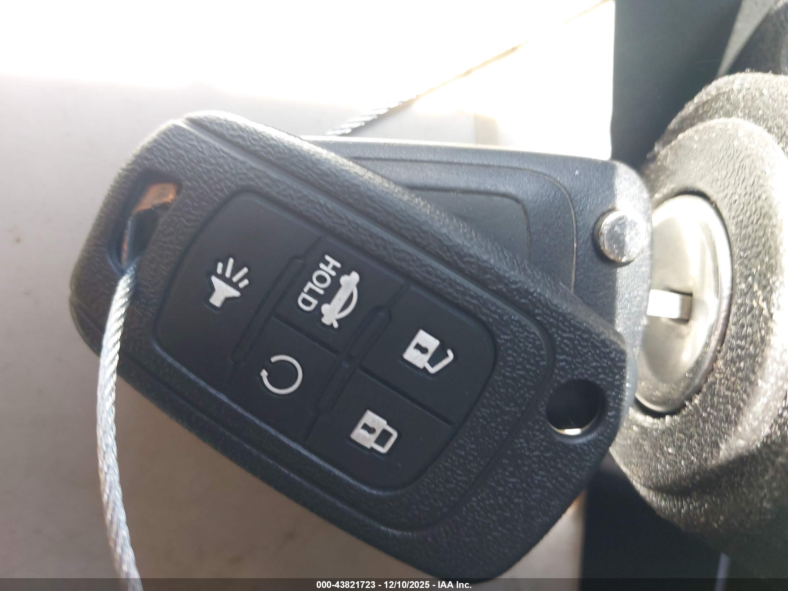 GMC TERRAIN image 11