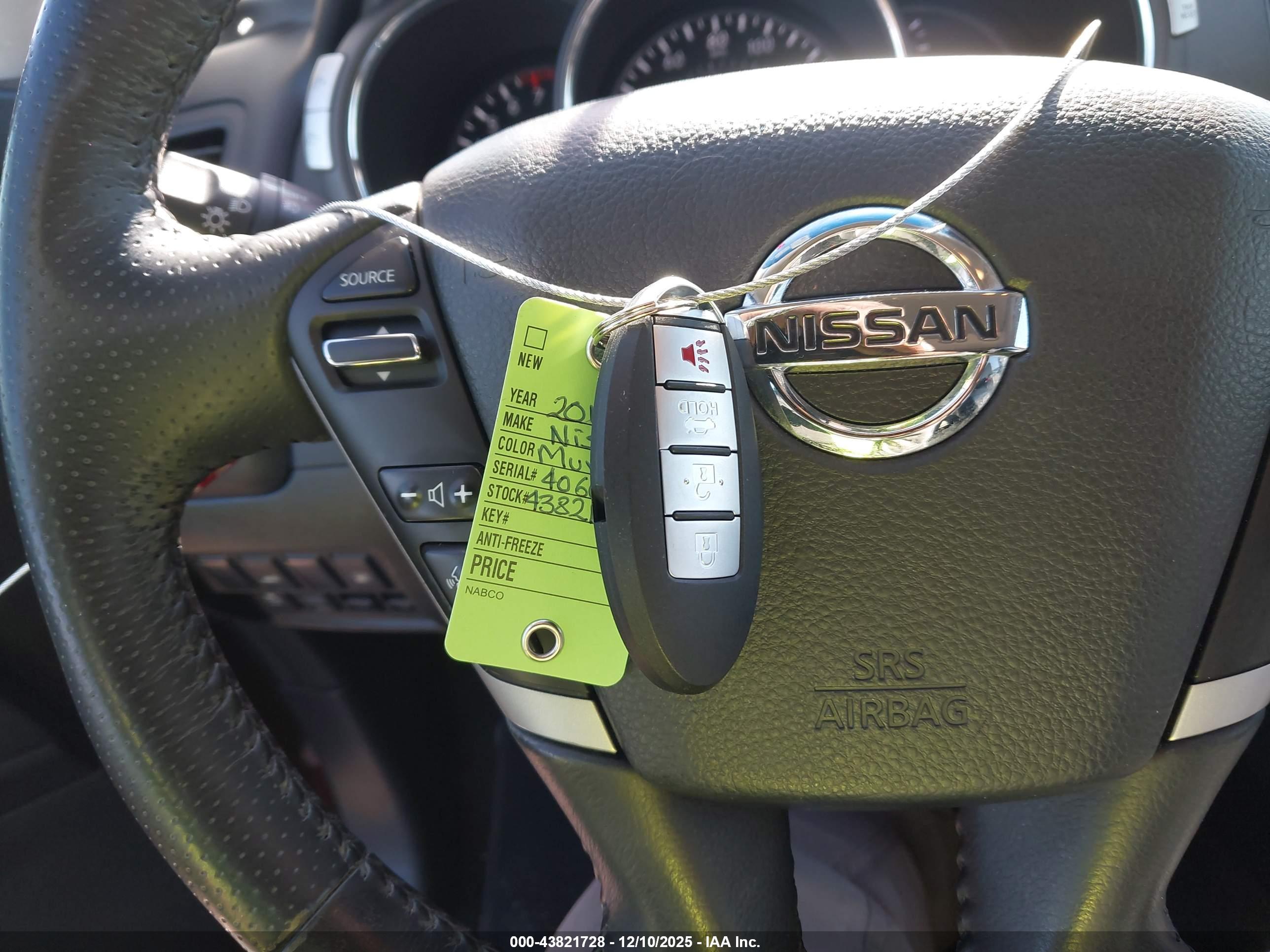 NISSAN MURANO image 11