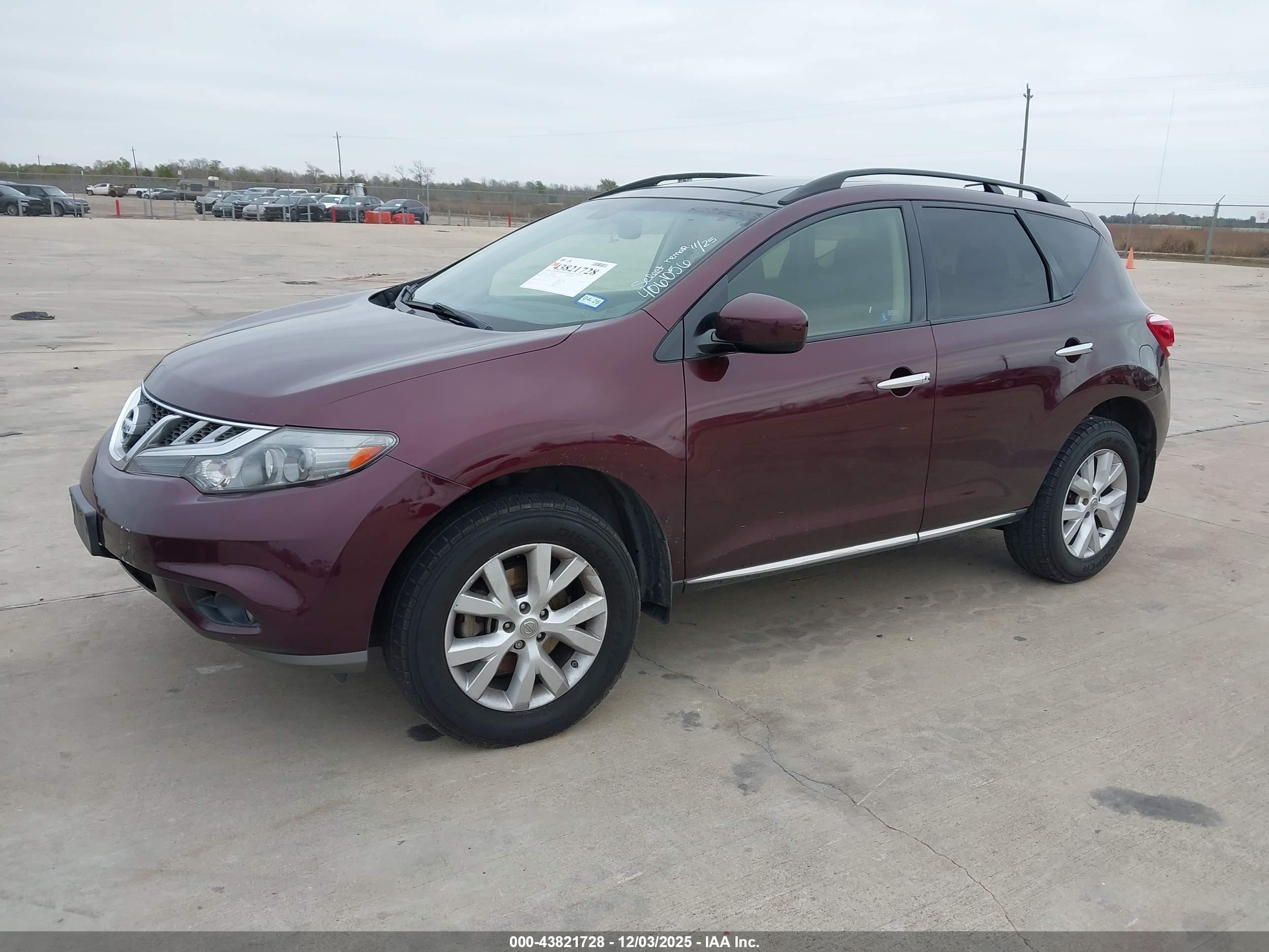 NISSAN MURANO image 2