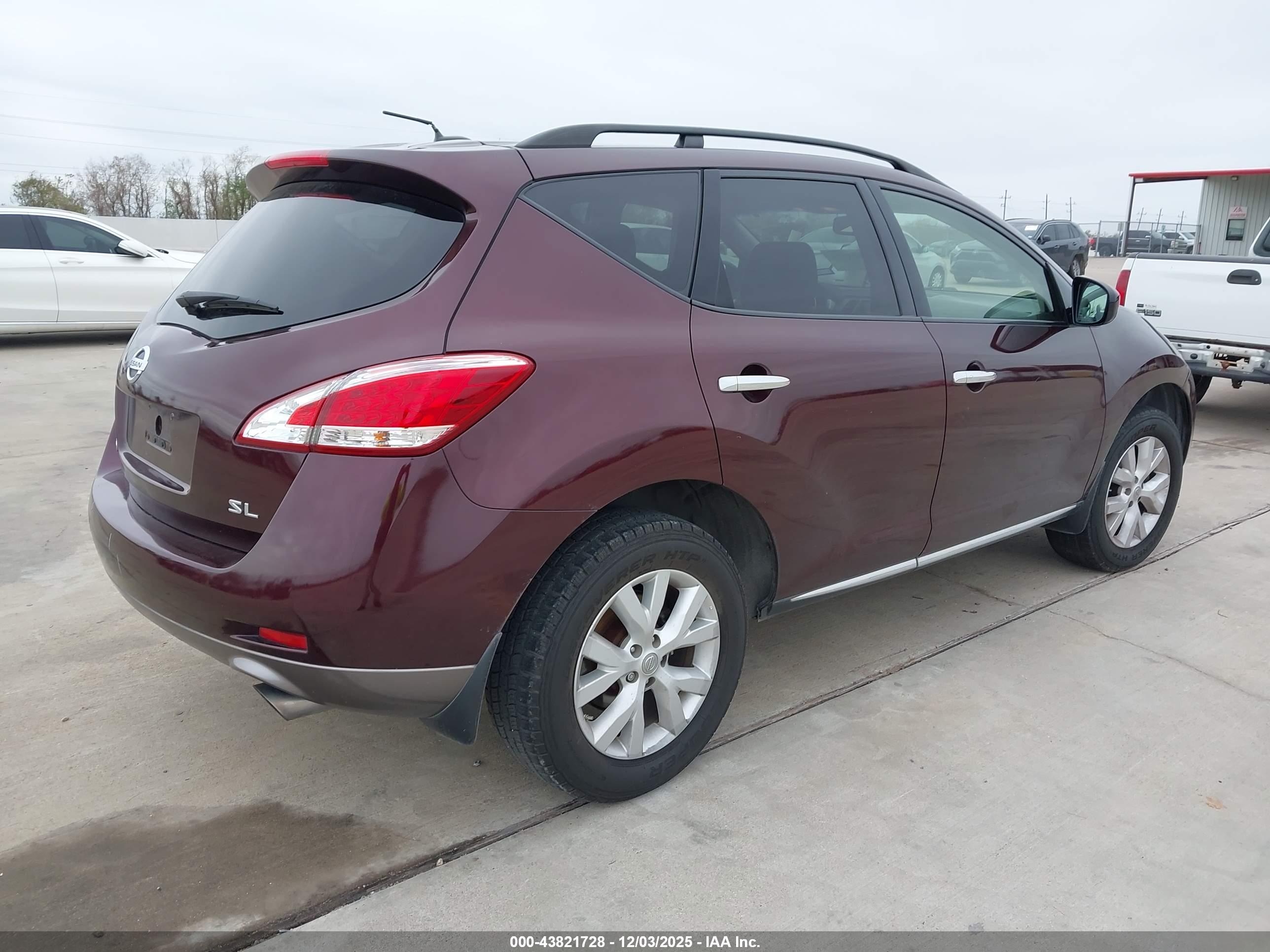 NISSAN MURANO image 4