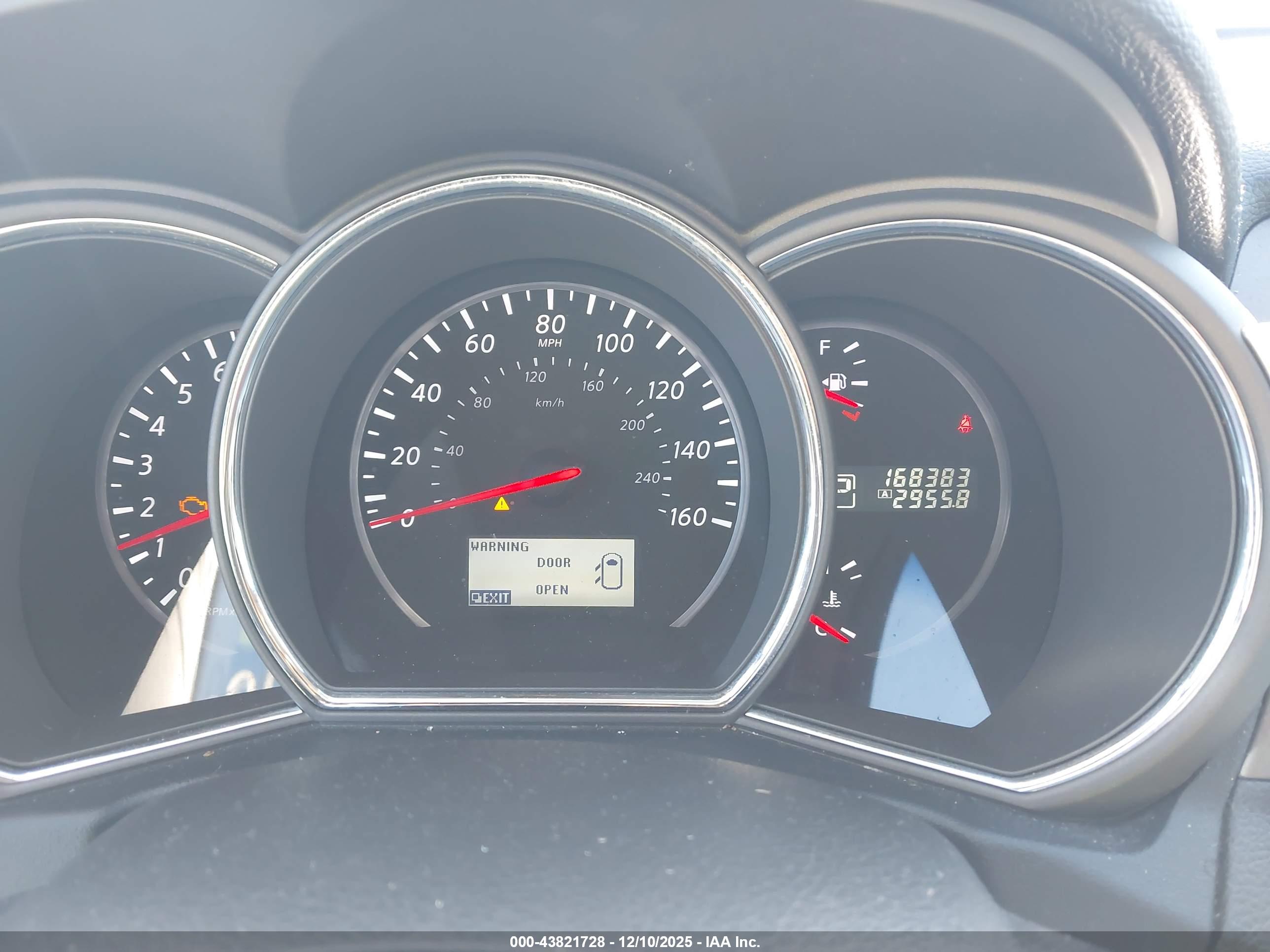 NISSAN MURANO image 7
