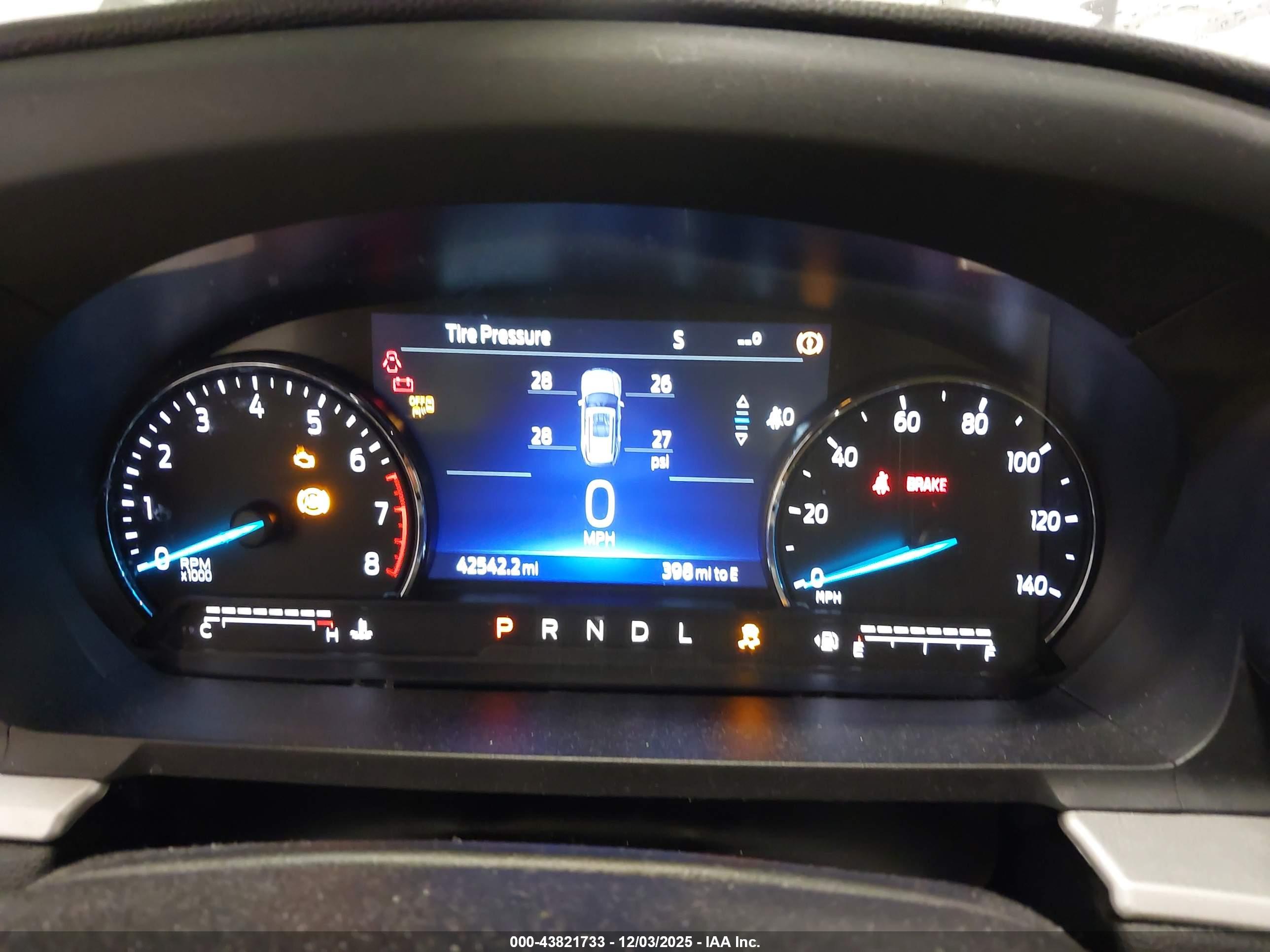 FORD EXPLORER image 7