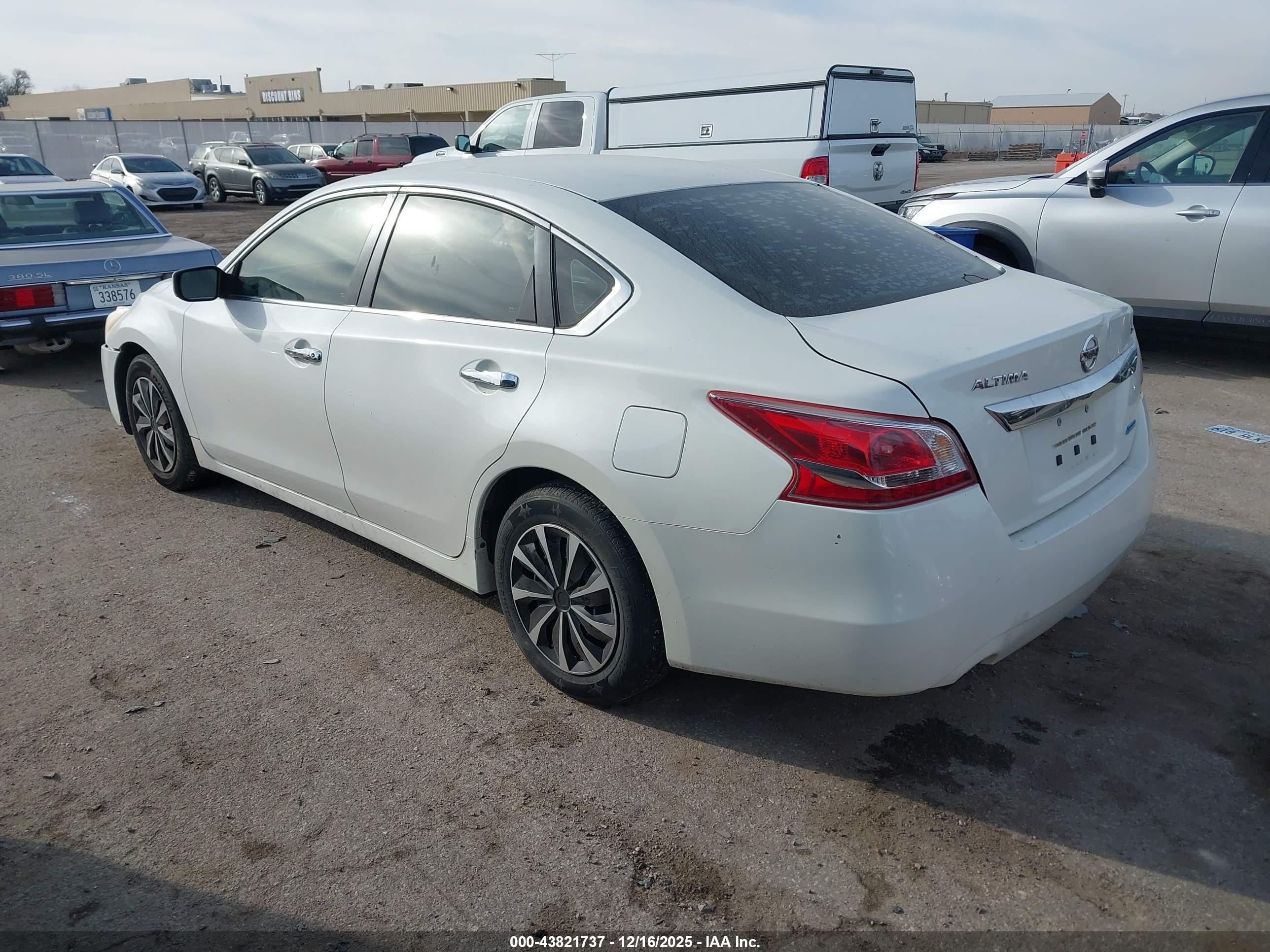 NISSAN ALTIMA image 3