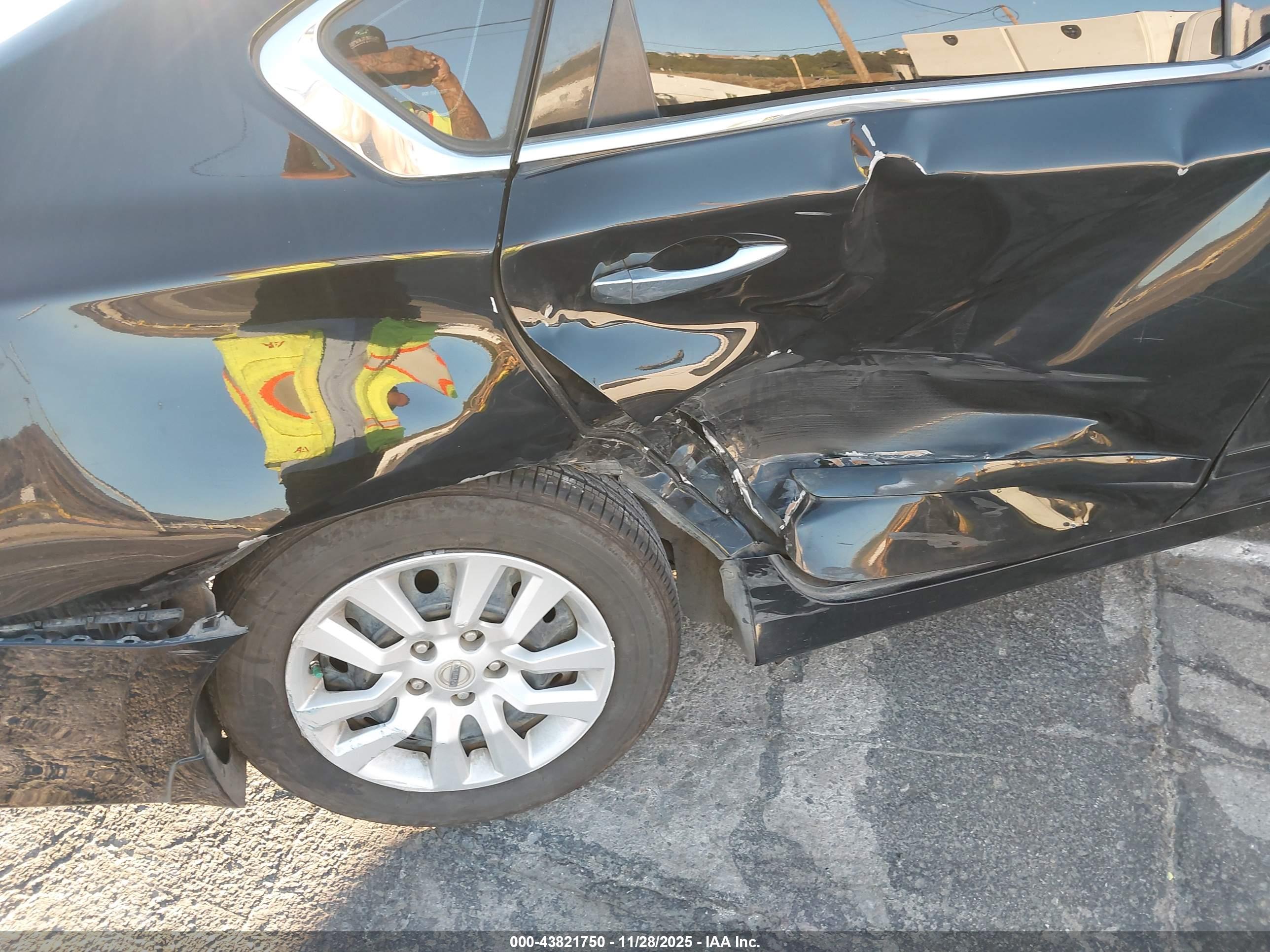 NISSAN ALTIMA image 6