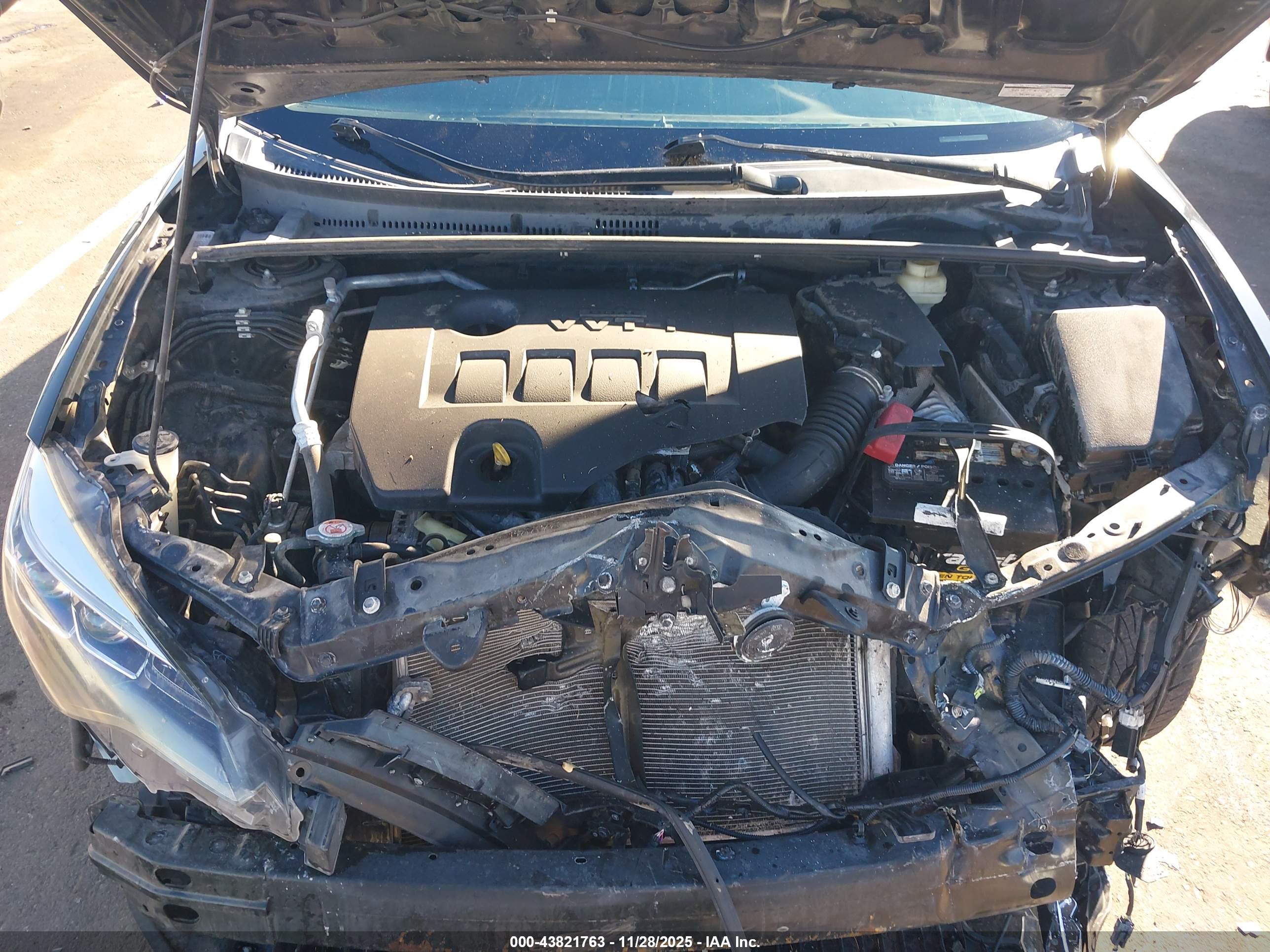 TOYOTA COROLLA image 10