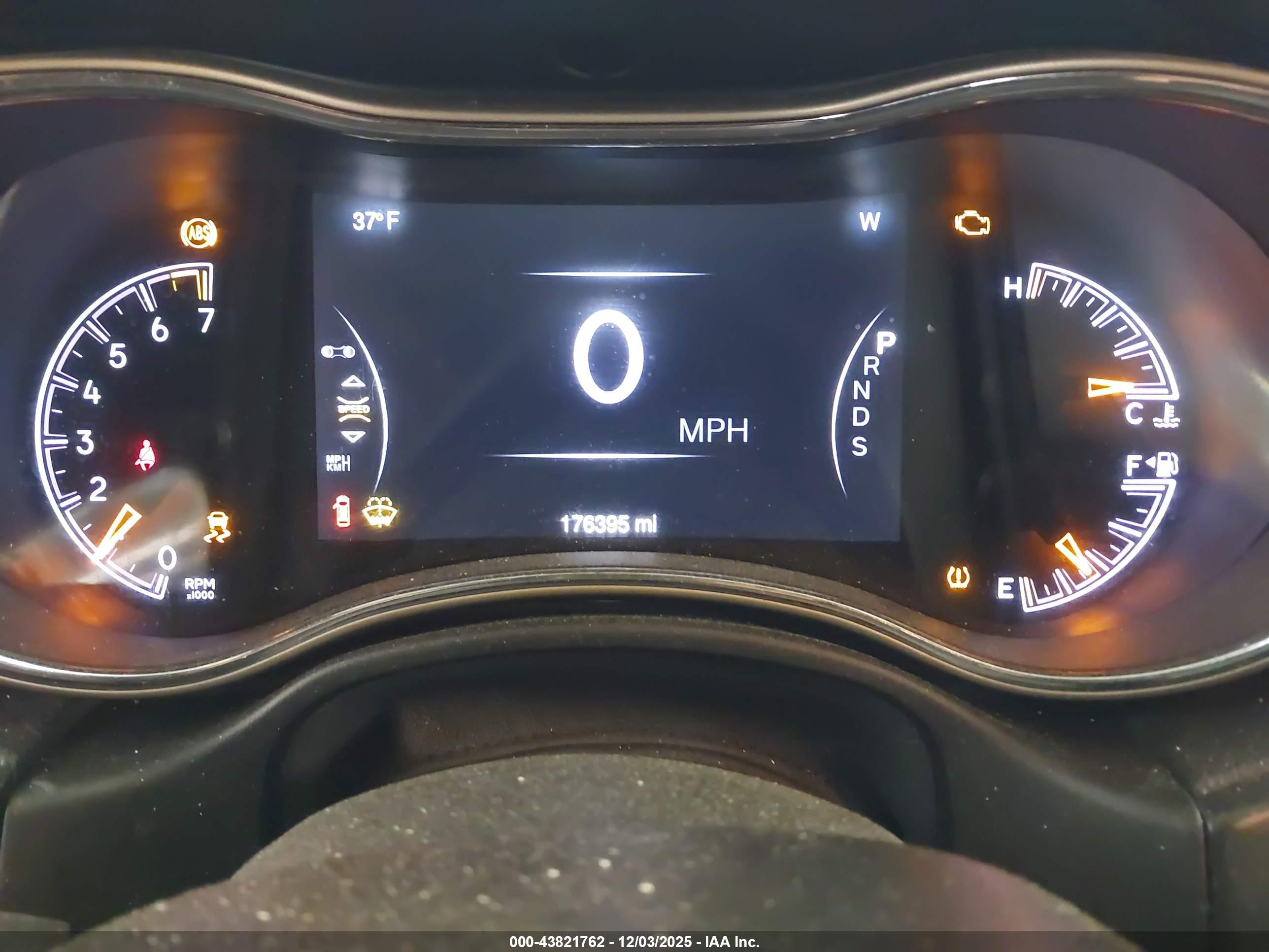 JEEP GRAND image 7
