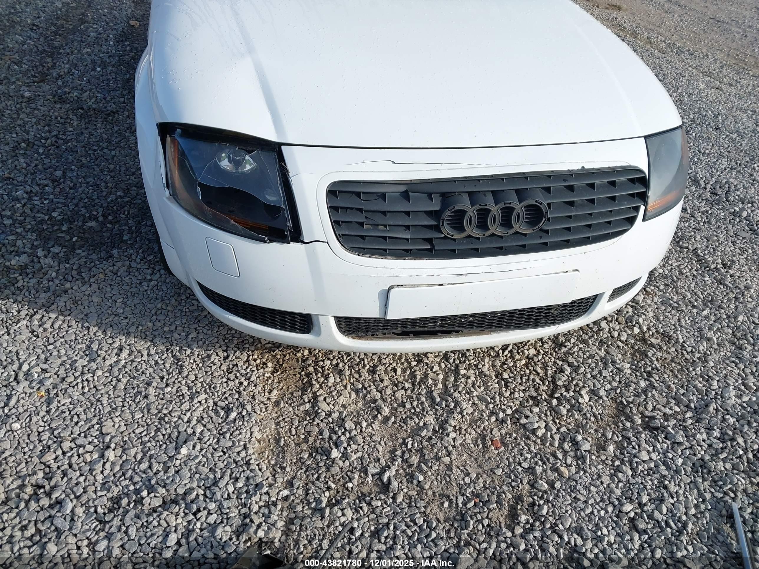 AUDI TT image 6