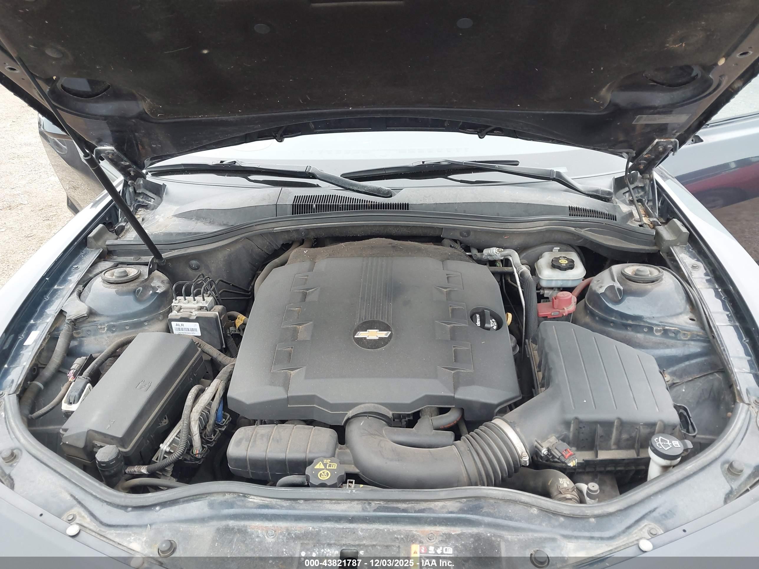 CHEVROLET CAMARO image 10