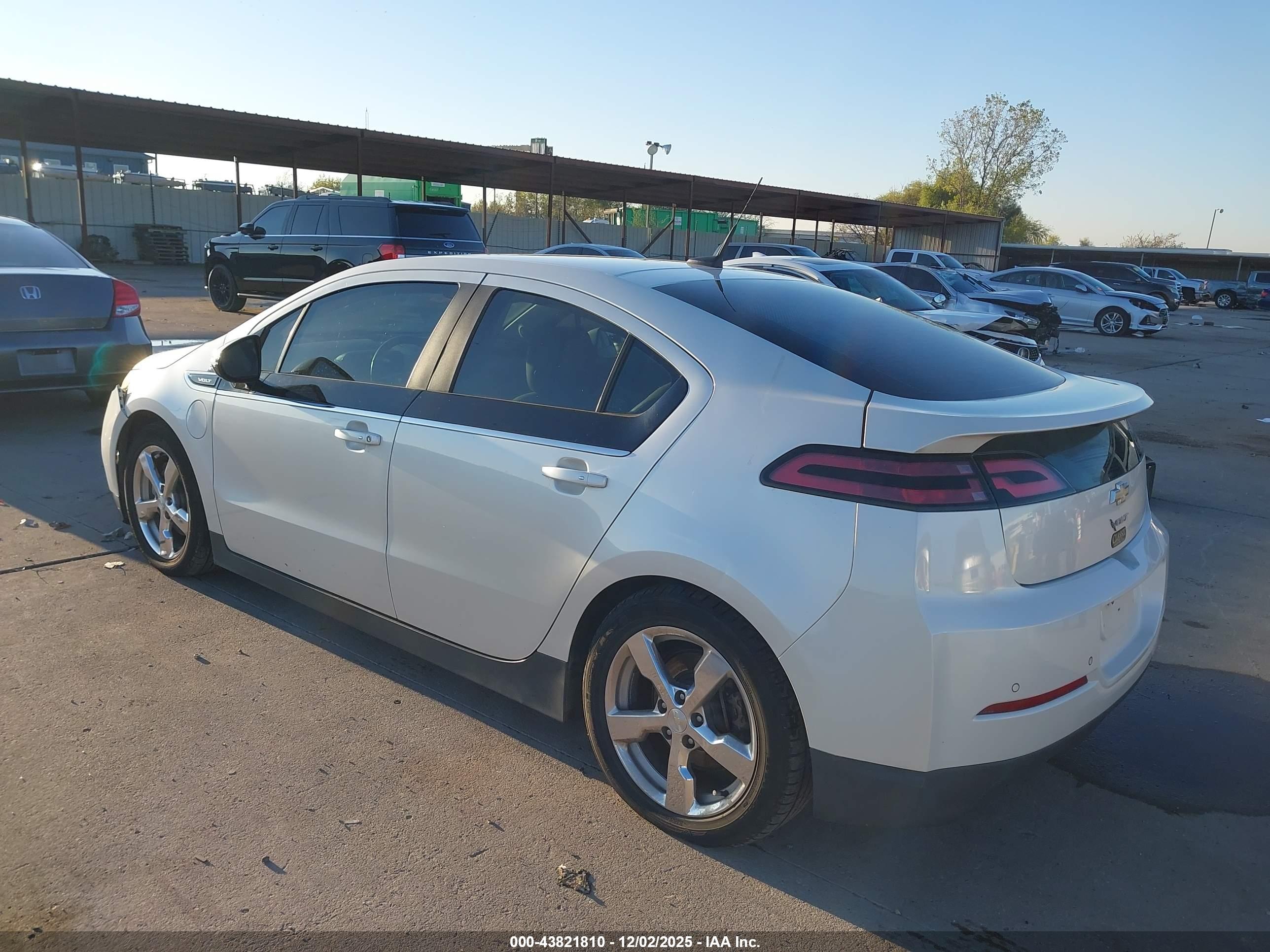 CHEVROLET VOLT image 3