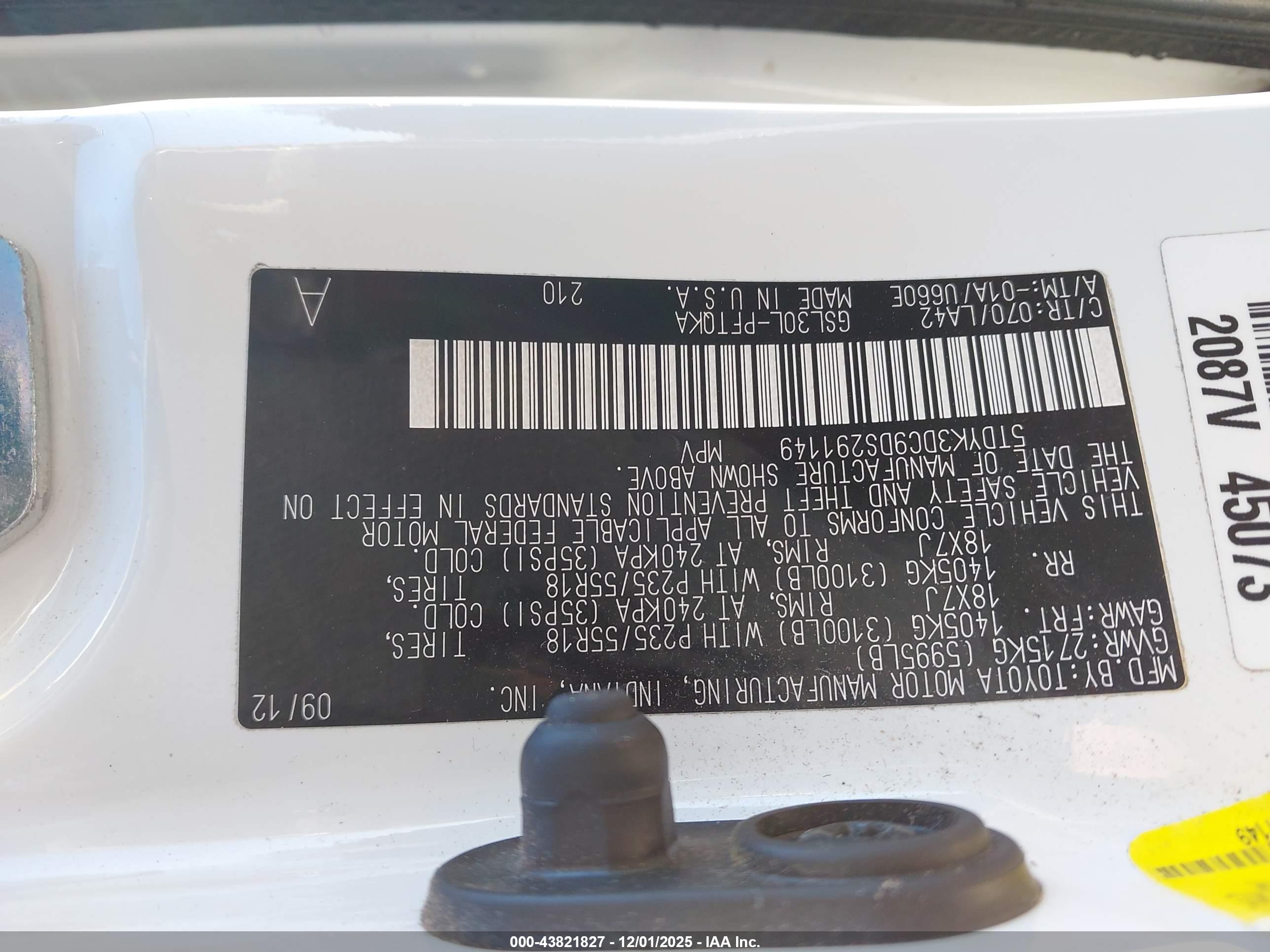 TOYOTA SIENNA image 9