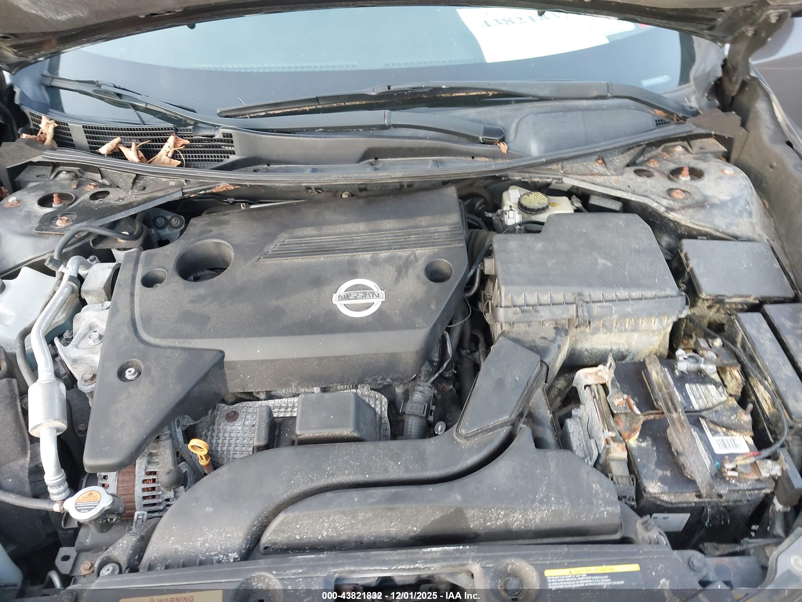 NISSAN ALTIMA image 10