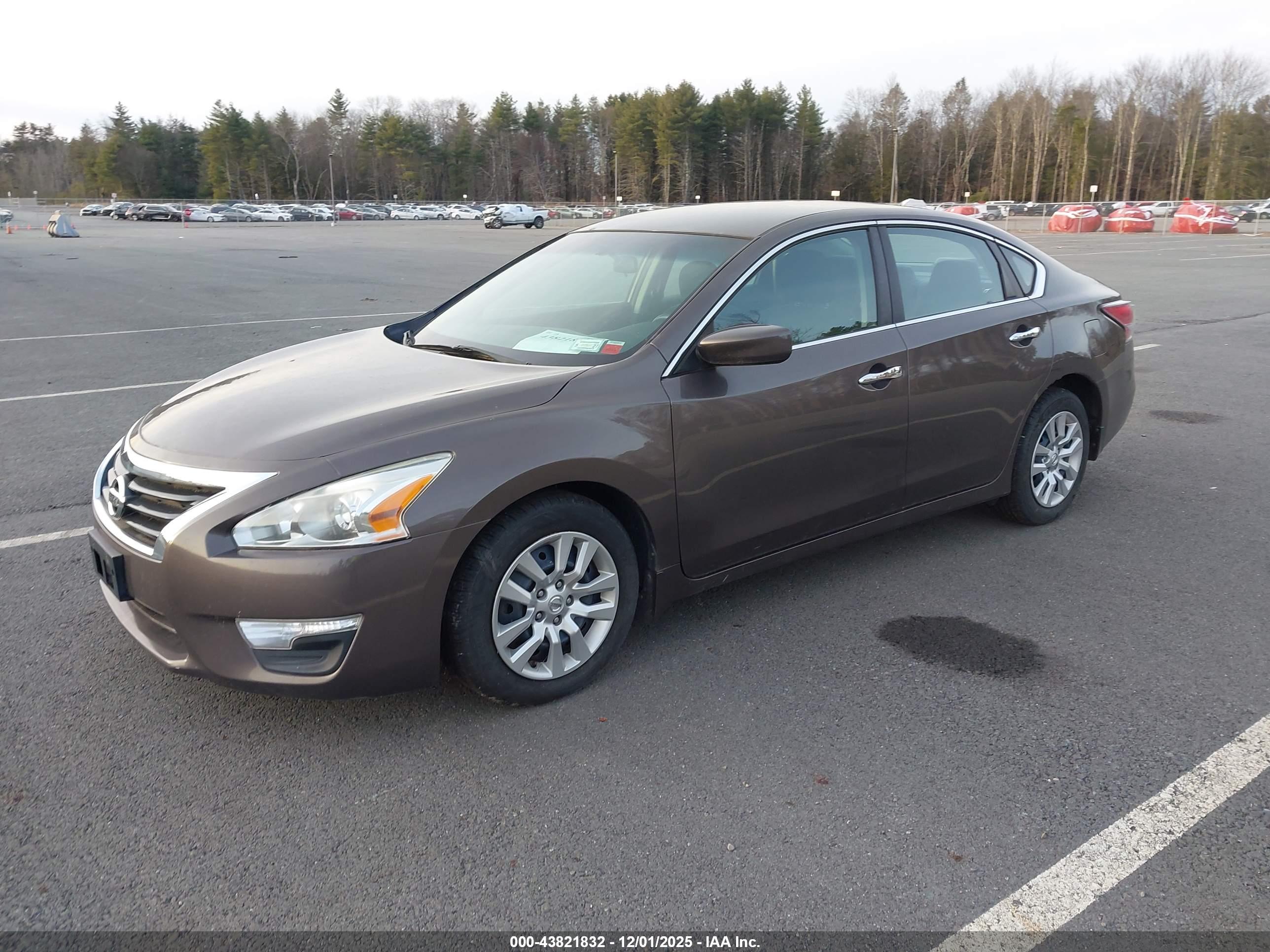 NISSAN ALTIMA image 2