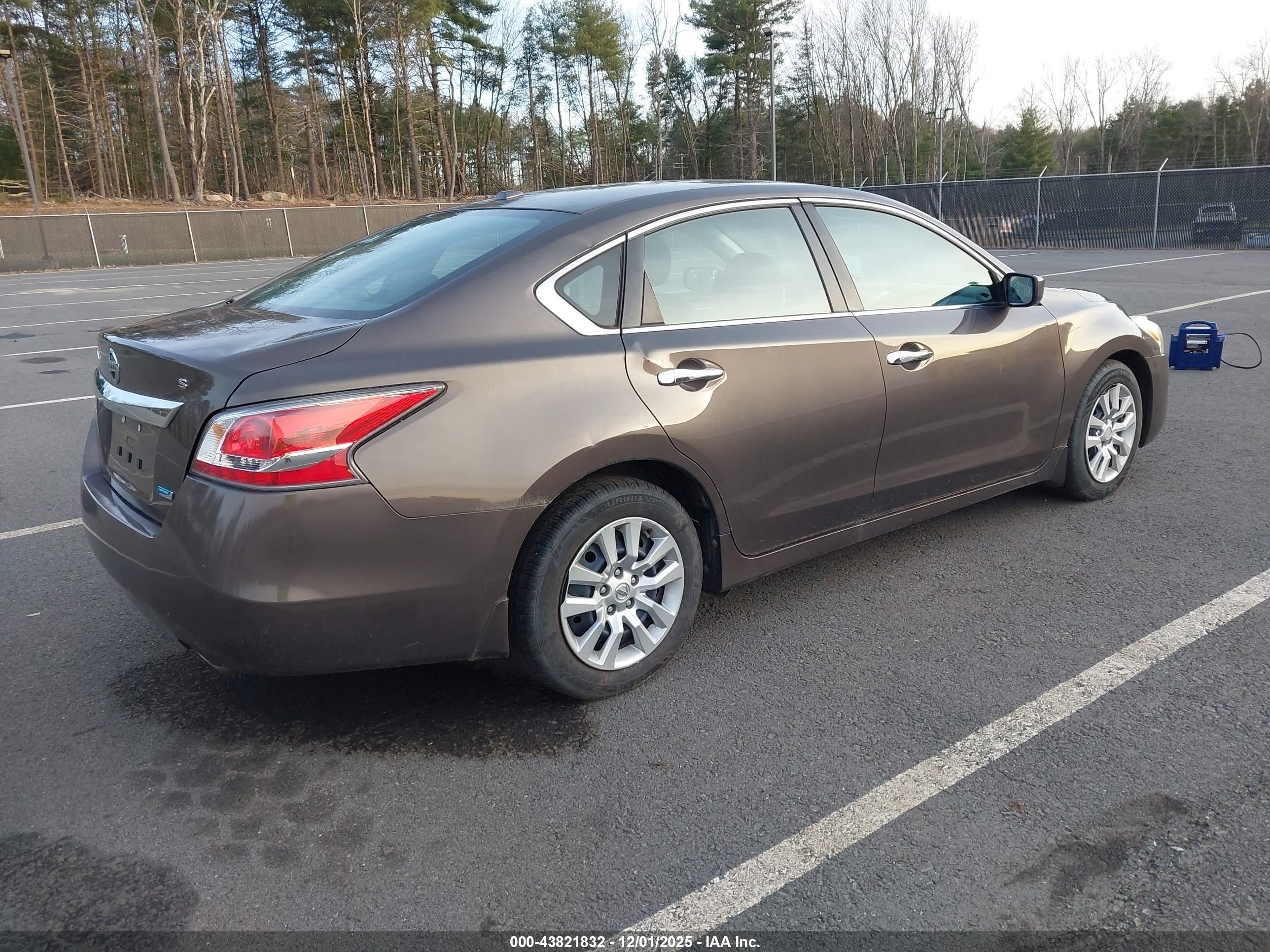 NISSAN ALTIMA image 4