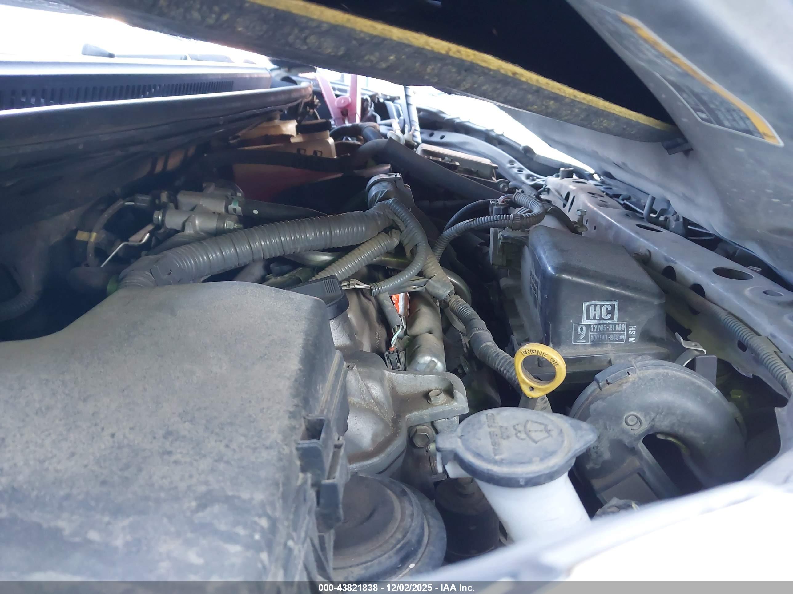 TOYOTA PRIUS image 10