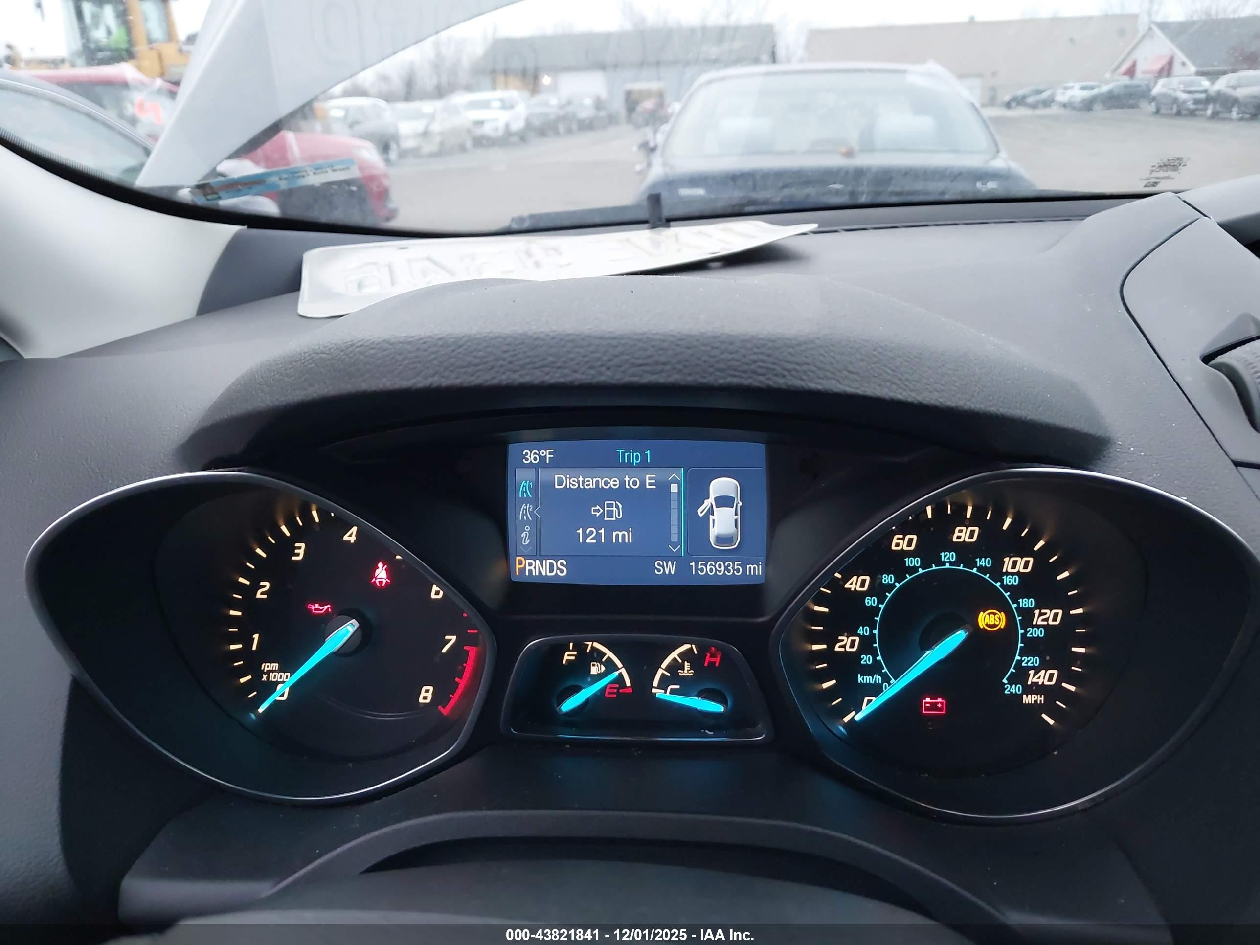 FORD ESCAPE image 7