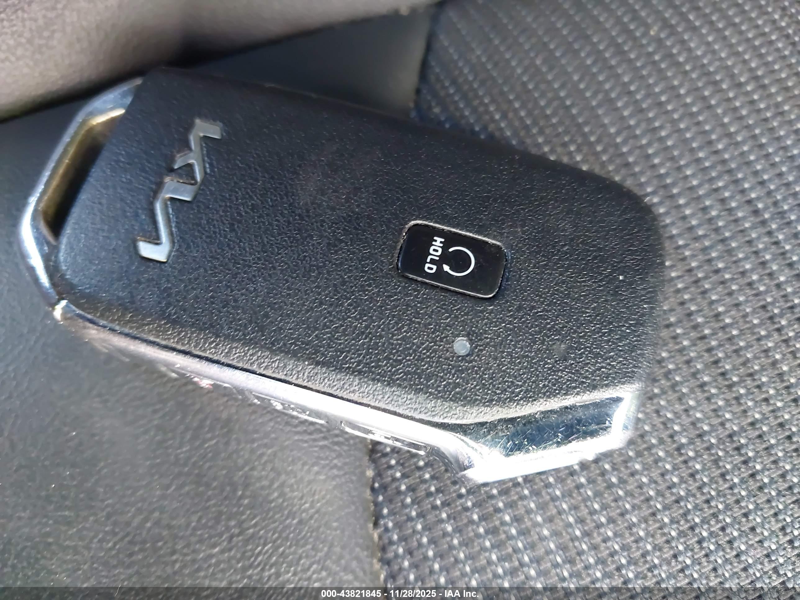 KIA K5 image 11