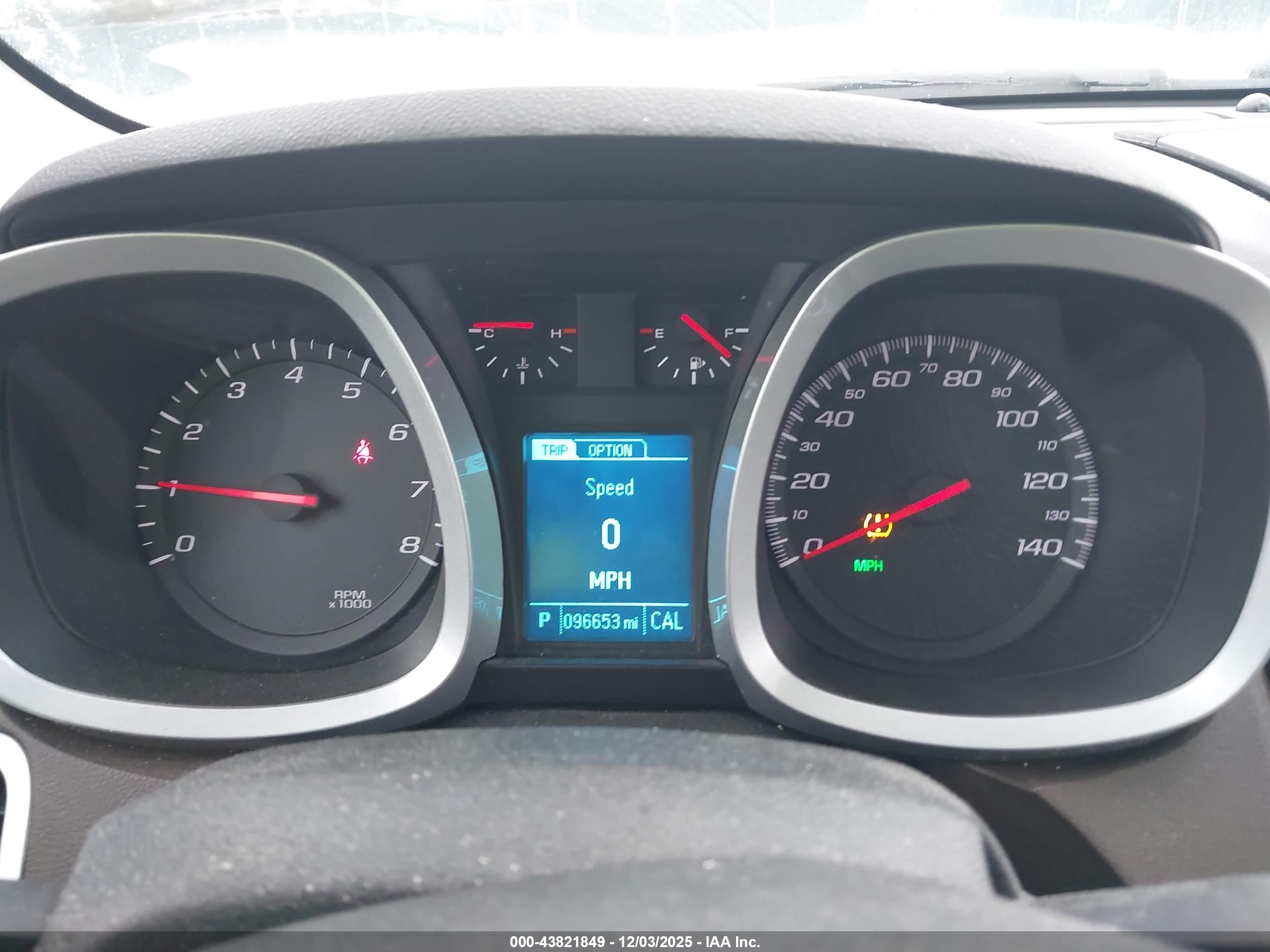 CHEVROLET EQUINOX image 7