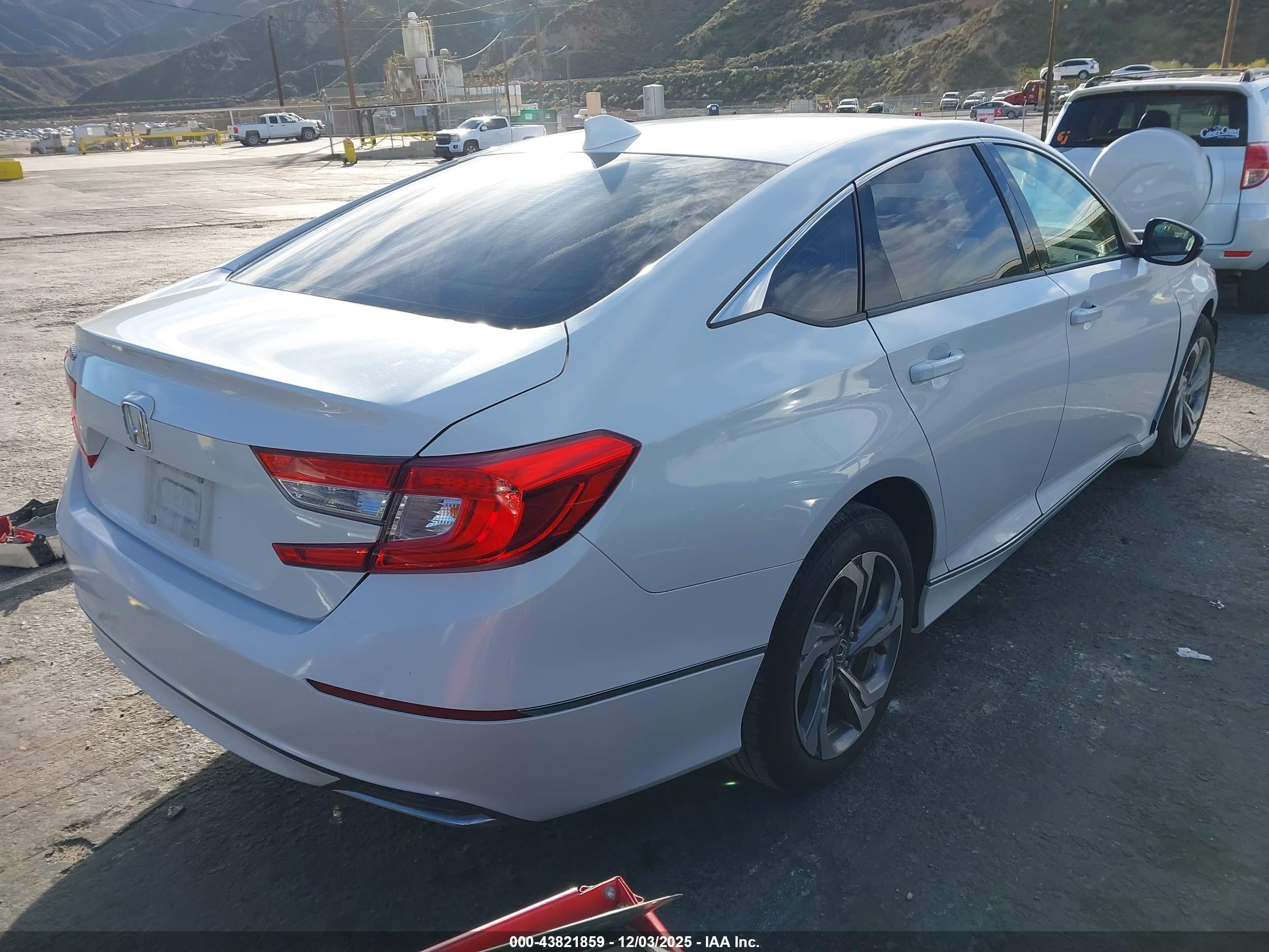 HONDA ACCORD image 4