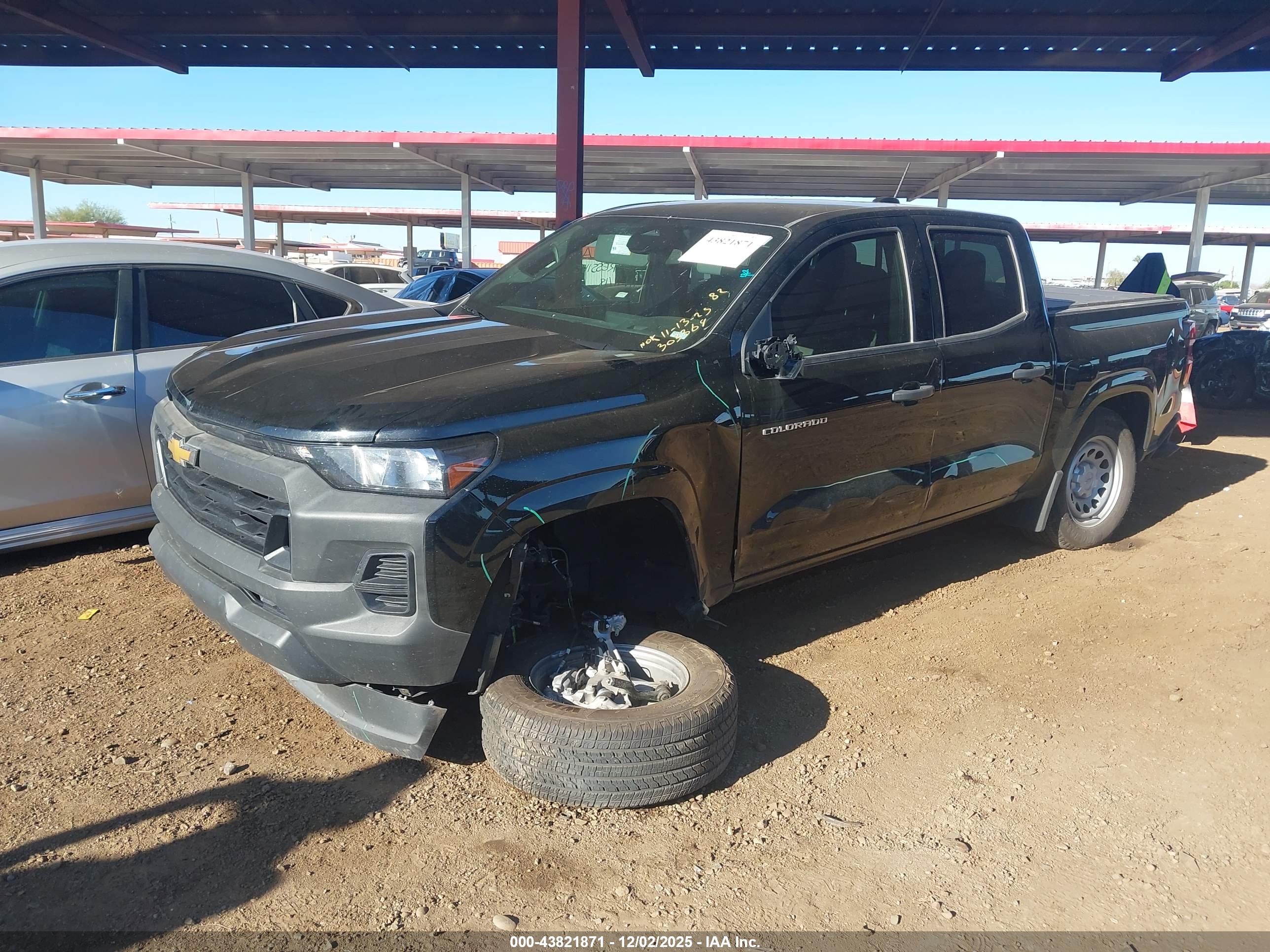CHEVROLET COLORADO image 2